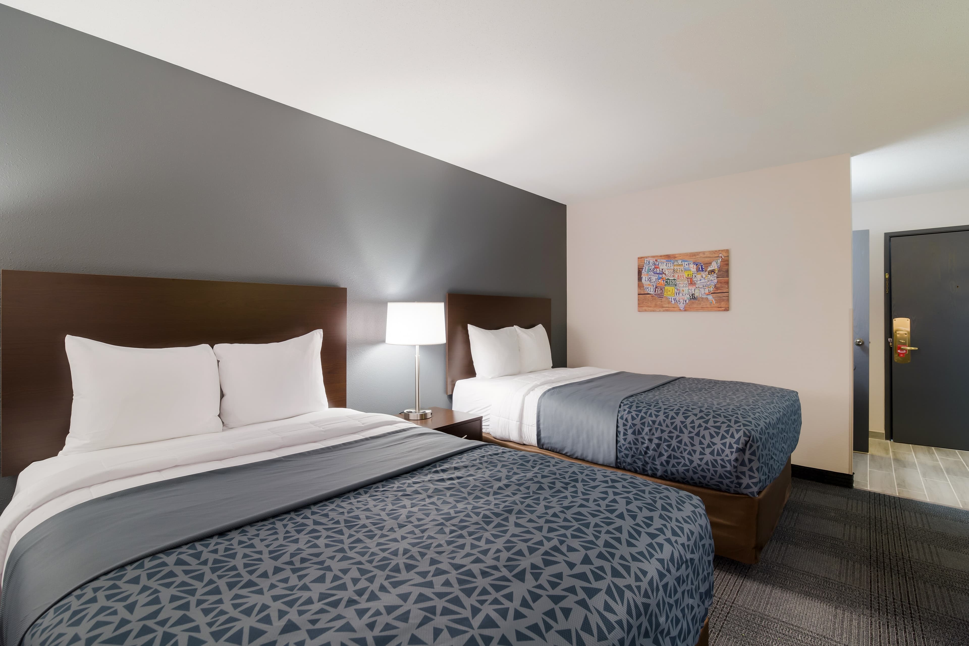 Econo Lodge Williston - Image 4