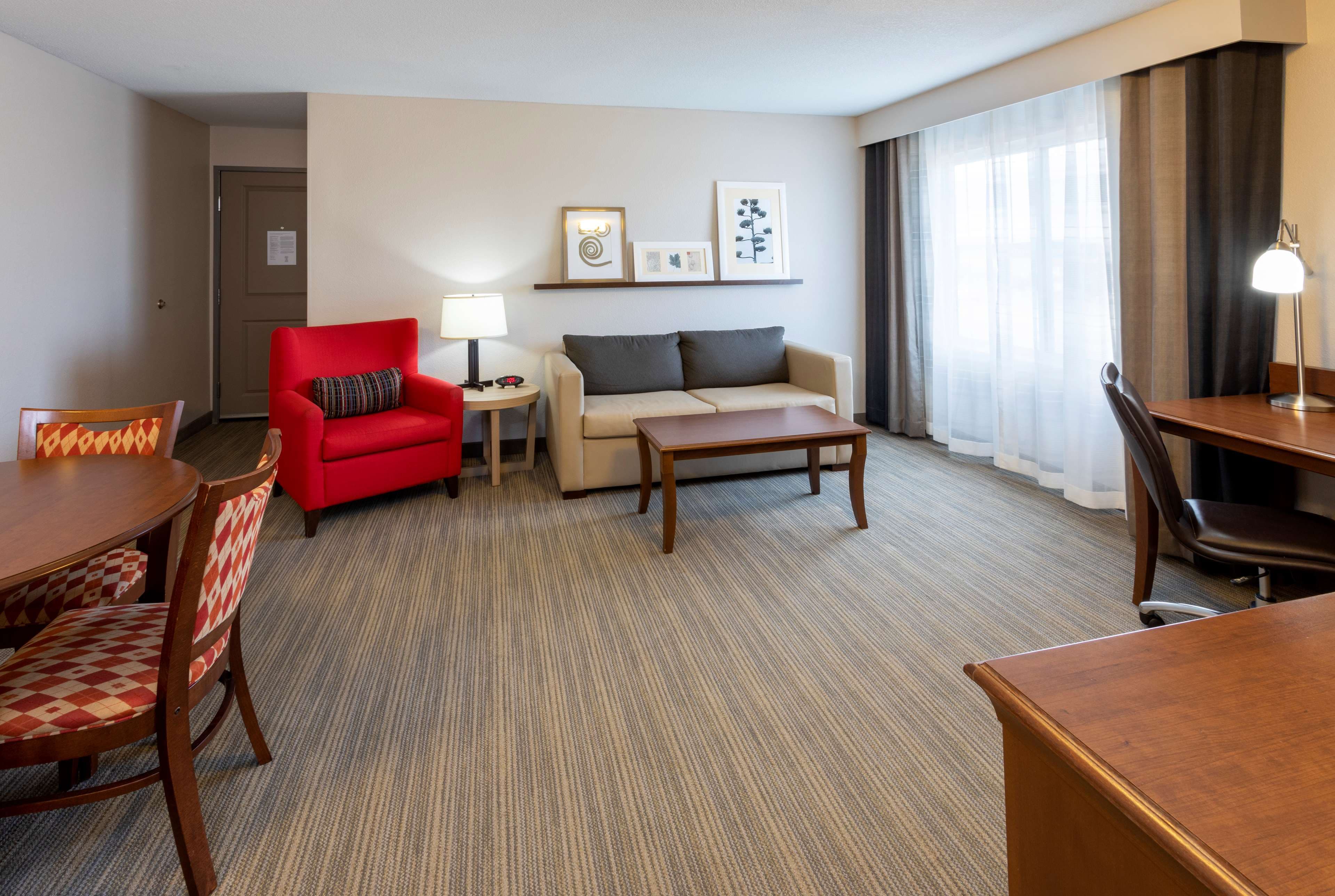 Country Inn & Suites by Radisson, Fargo, ND — 6