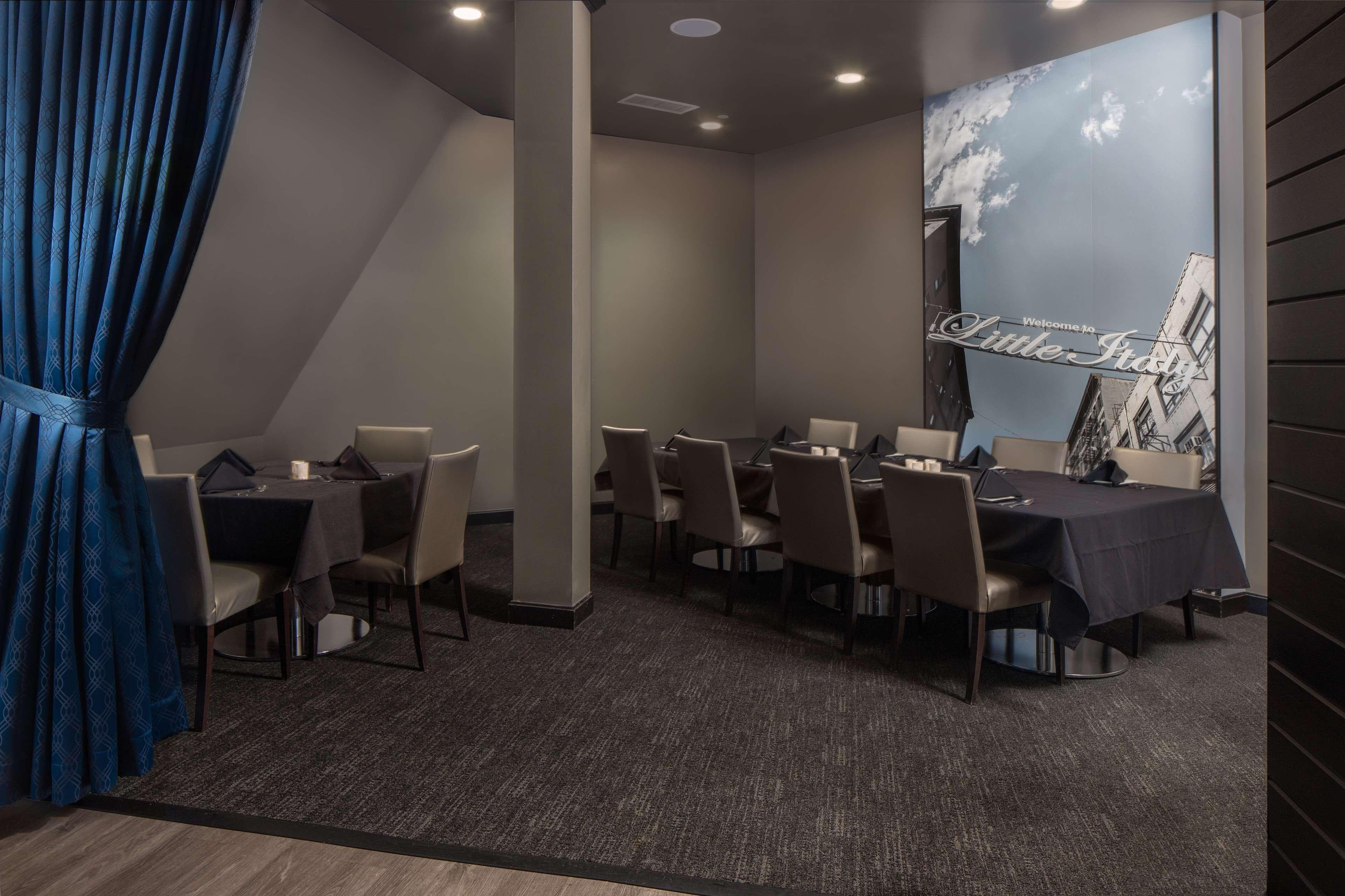 Radisson Blu Fargo - Image 1