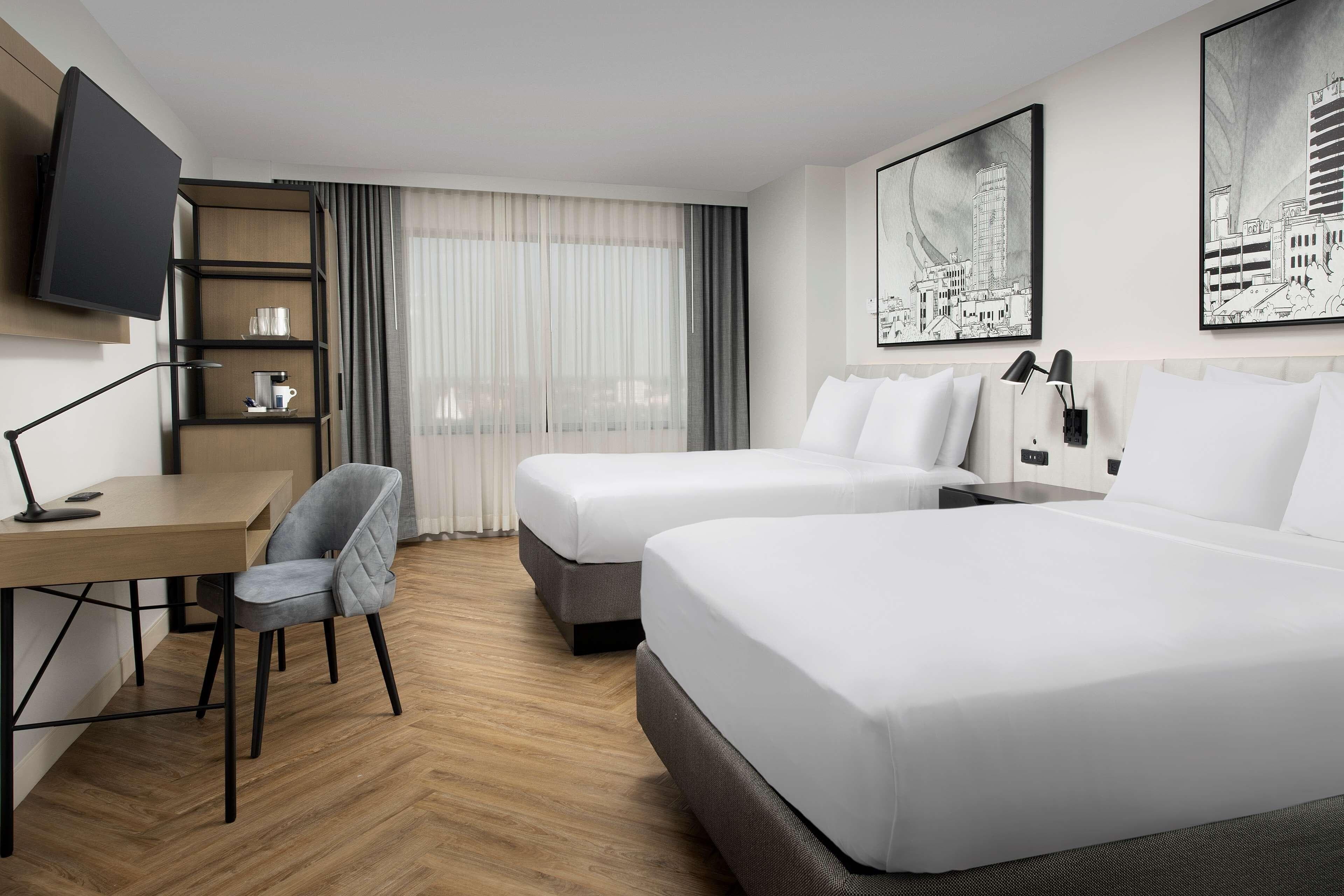 Radisson Blu Fargo — 7