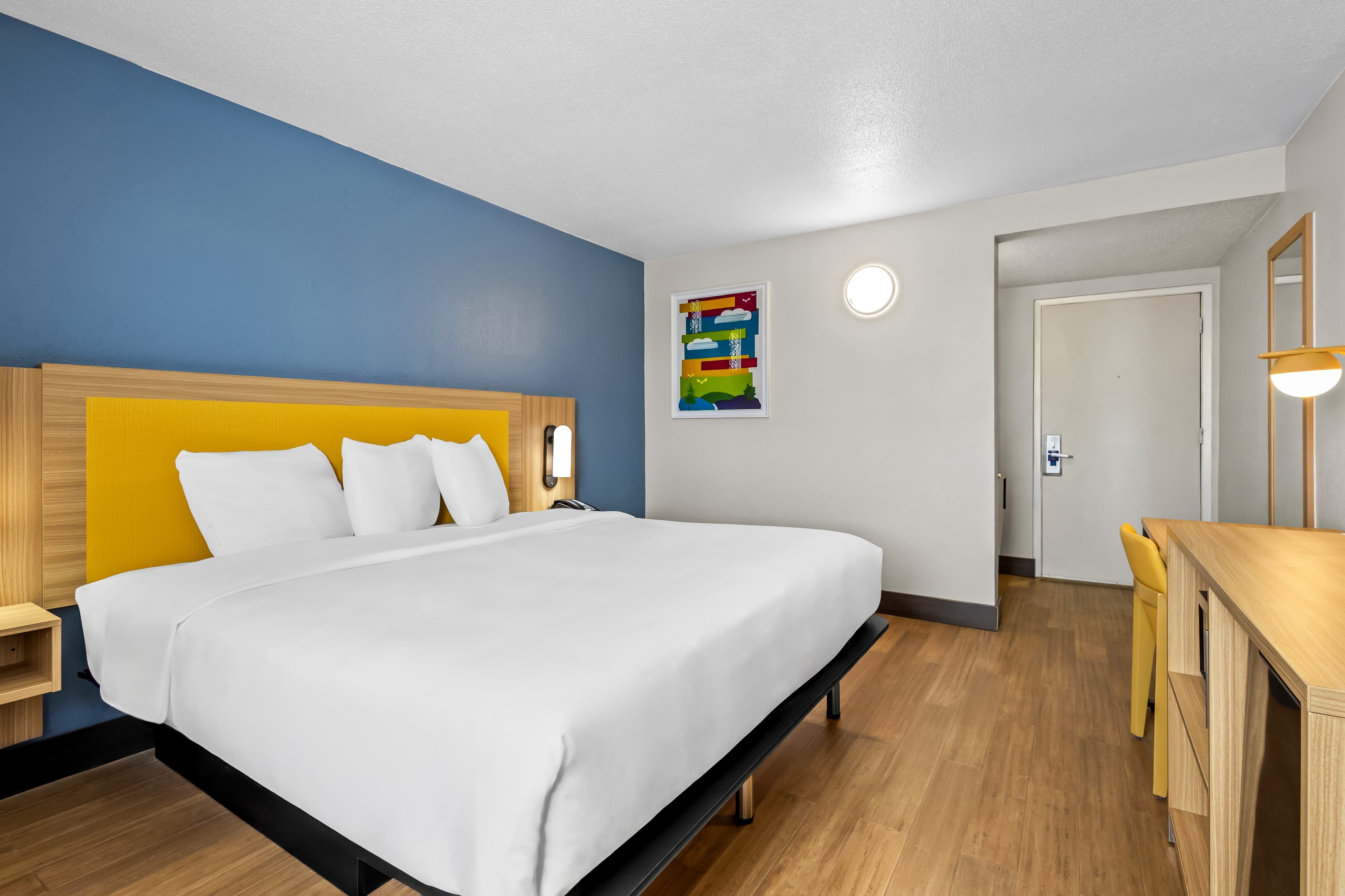 Park Inn by Radisson, Fargo West Acres - Image 1