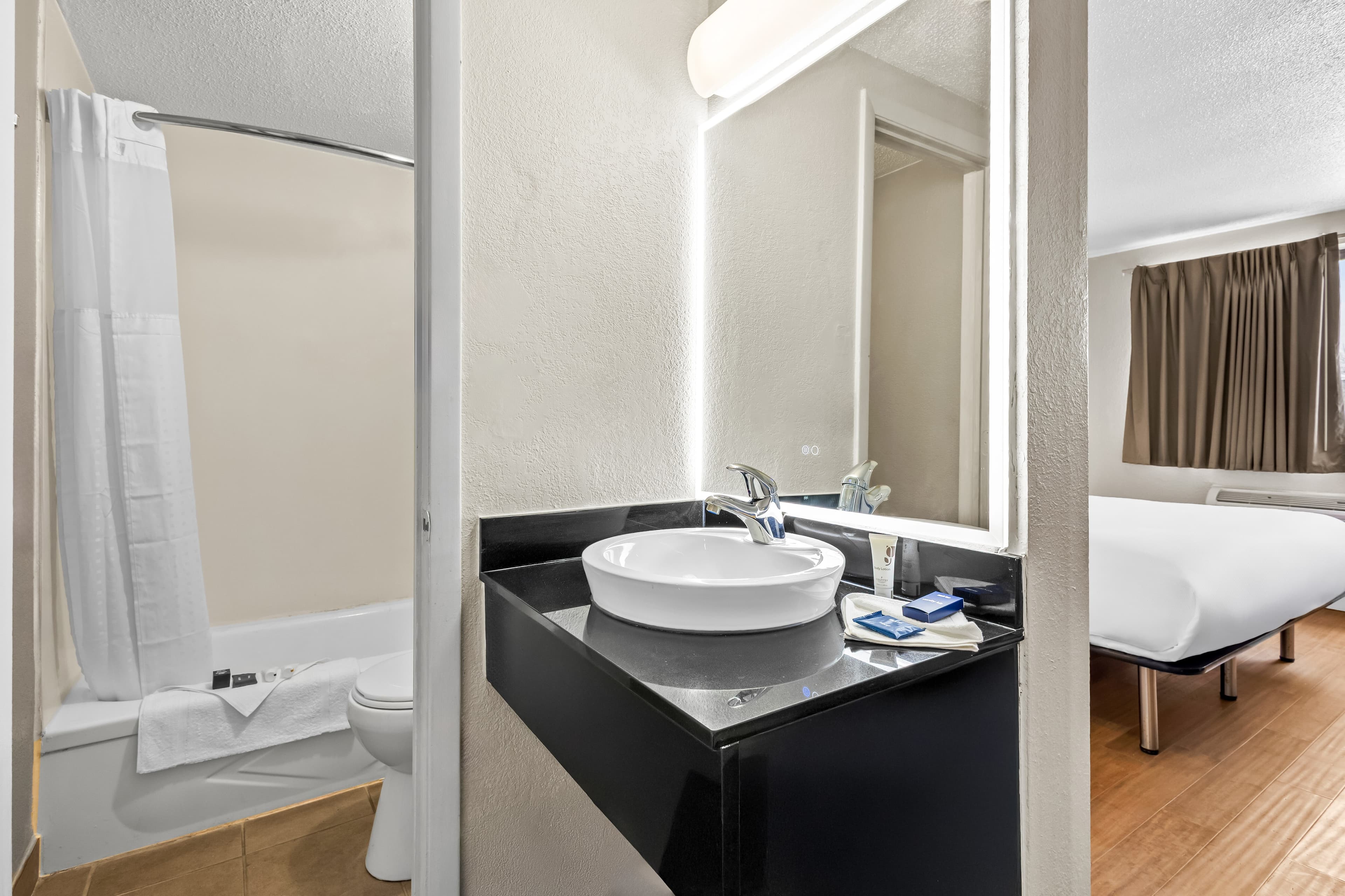 Park Inn by Radisson, Fargo West Acres — 10
