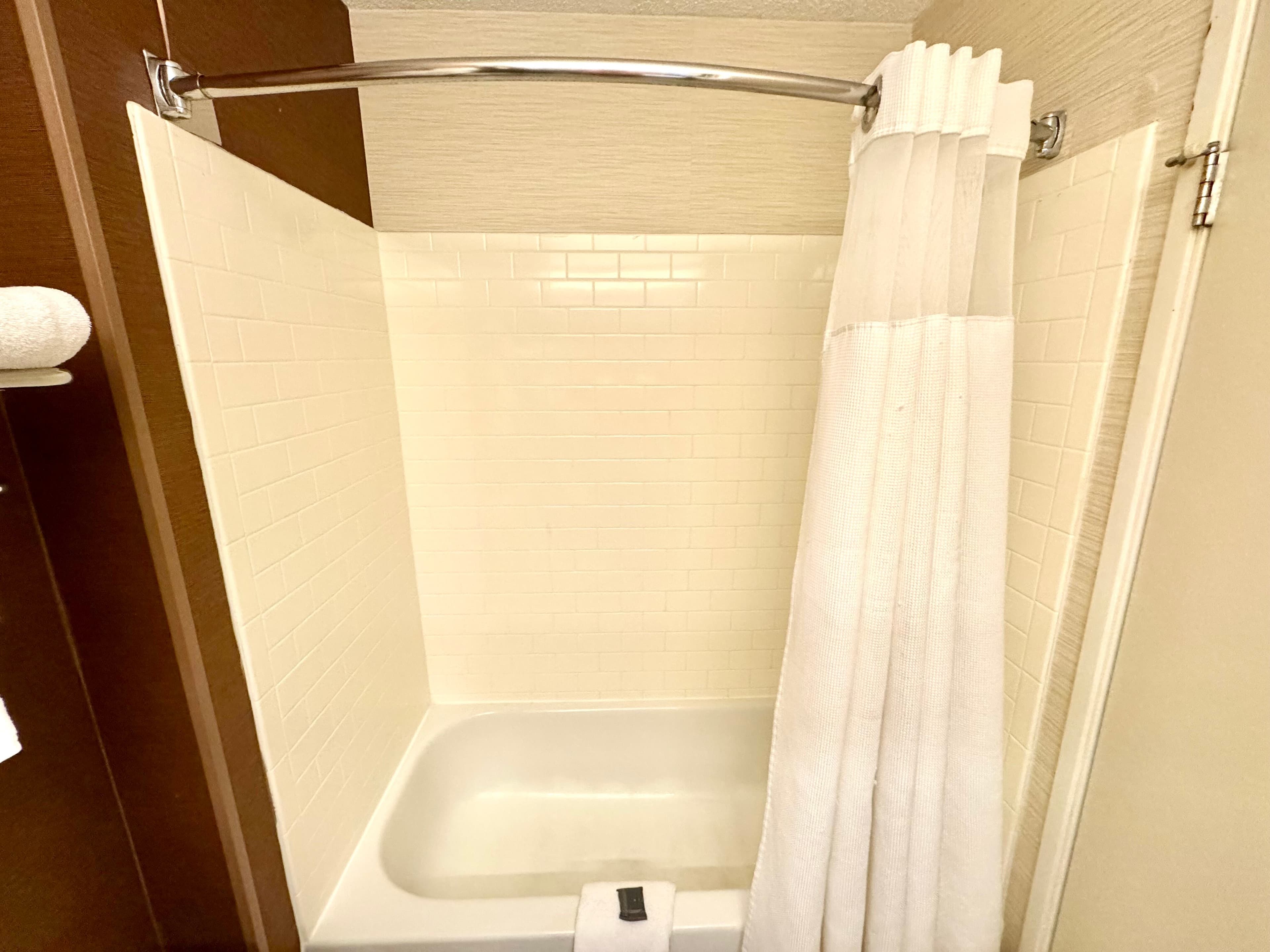 Country Inn & Suites by Radisson, Bismarck-Mandan — 7