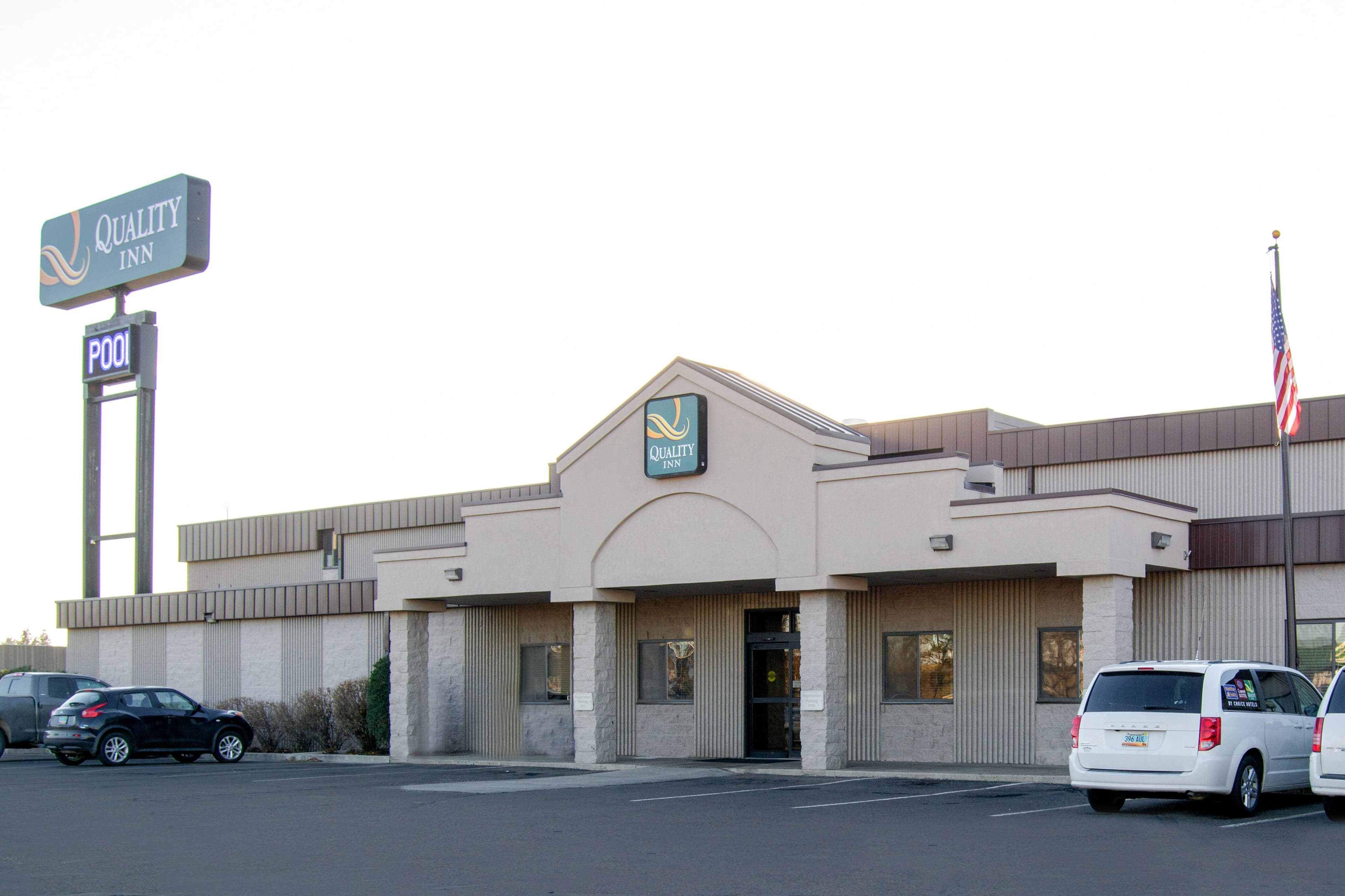 Quality Inn Bismarck I-94 - Image 1