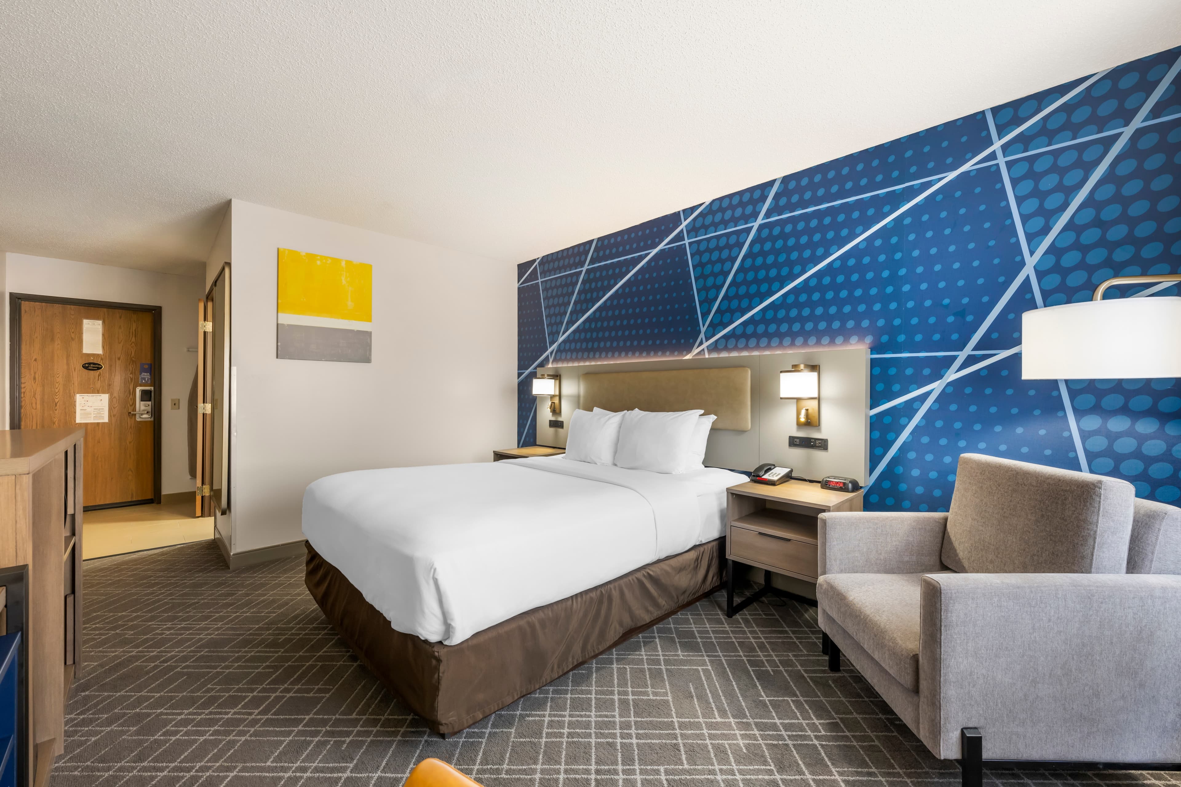 Comfort Inn Hastings - Image 3