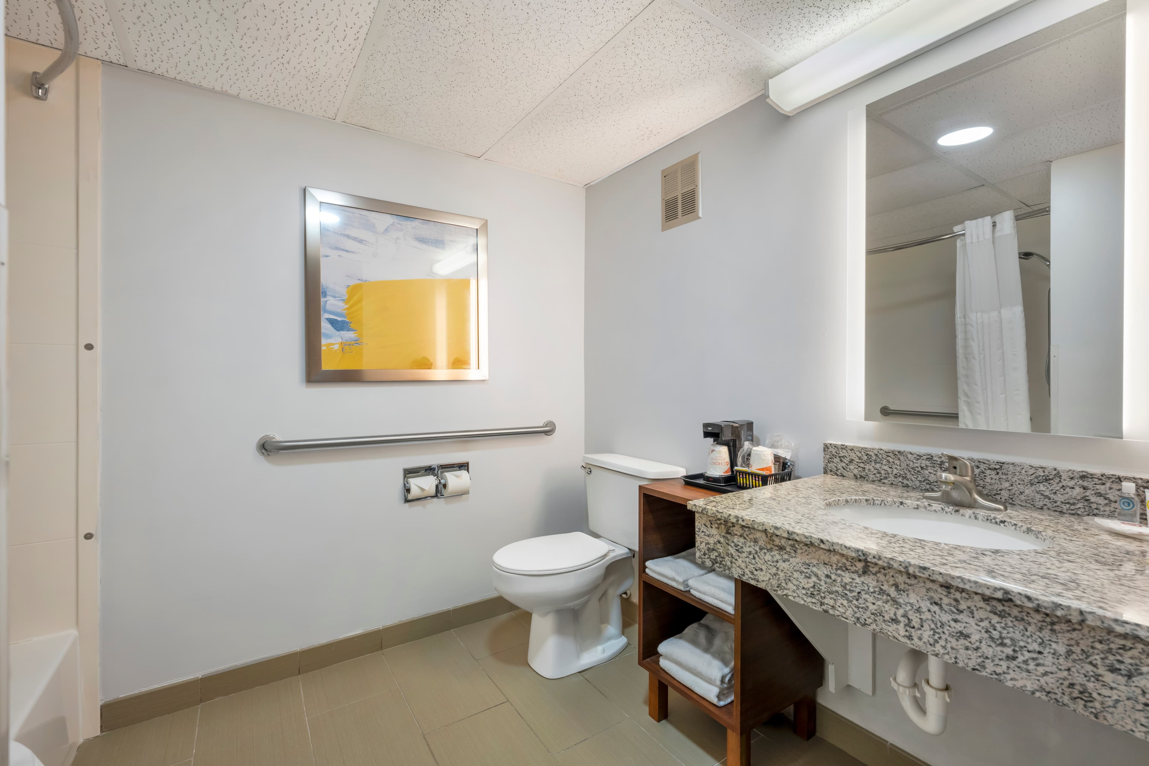 Comfort Inn Hastings - Image 5