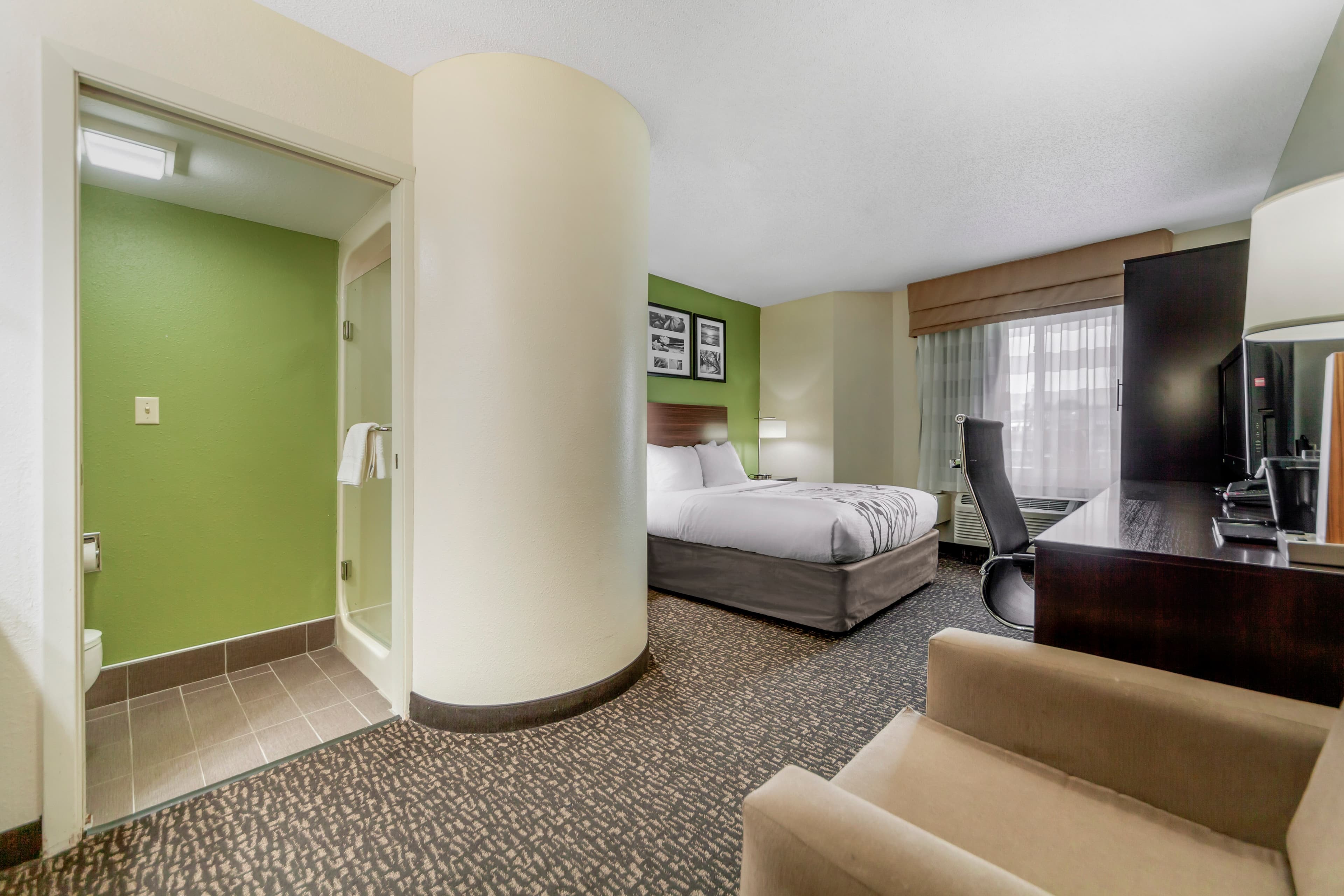 Sleep Inn & Suites Omaha Airport - Image 2
