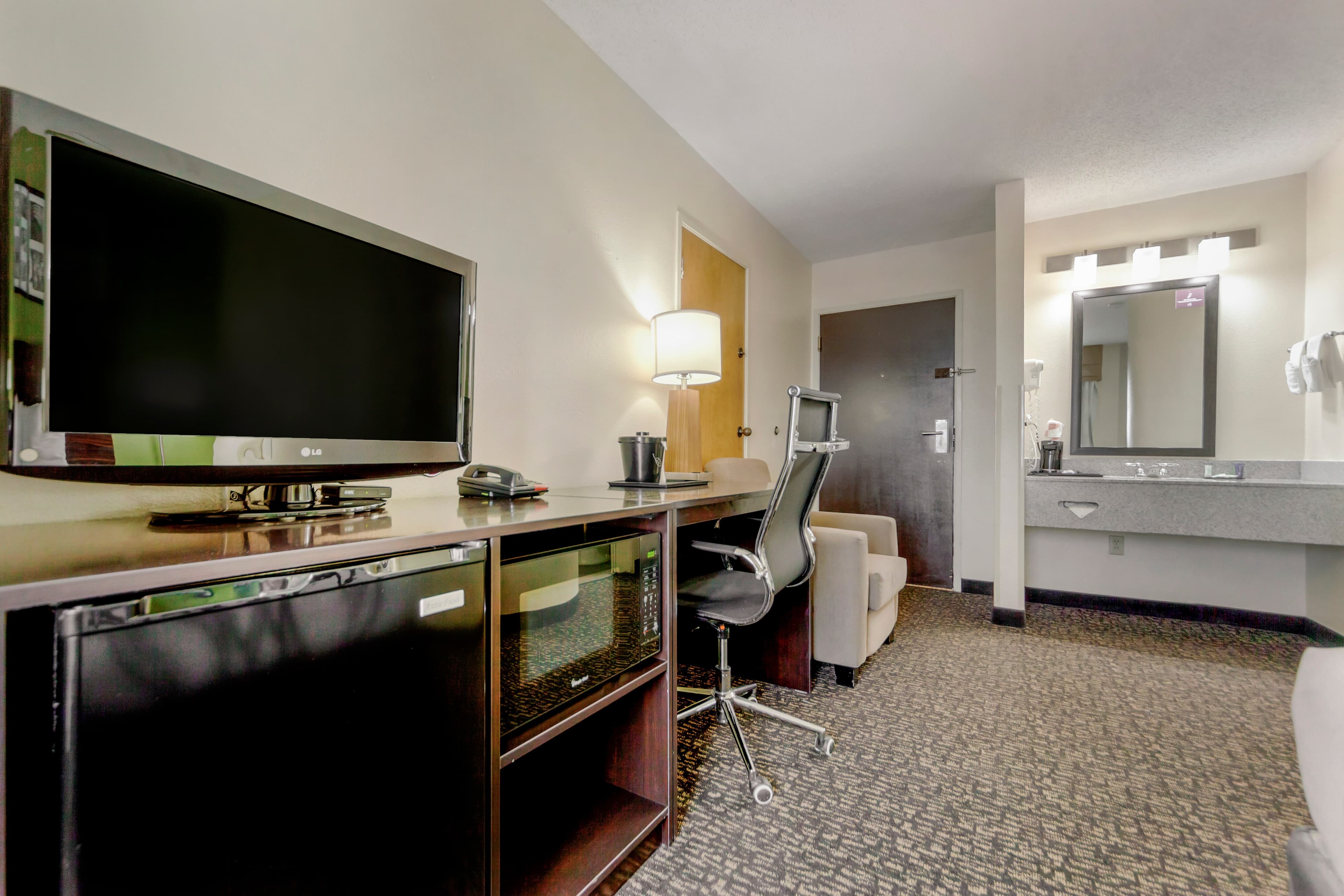 Sleep Inn & Suites Omaha Airport - Image 5