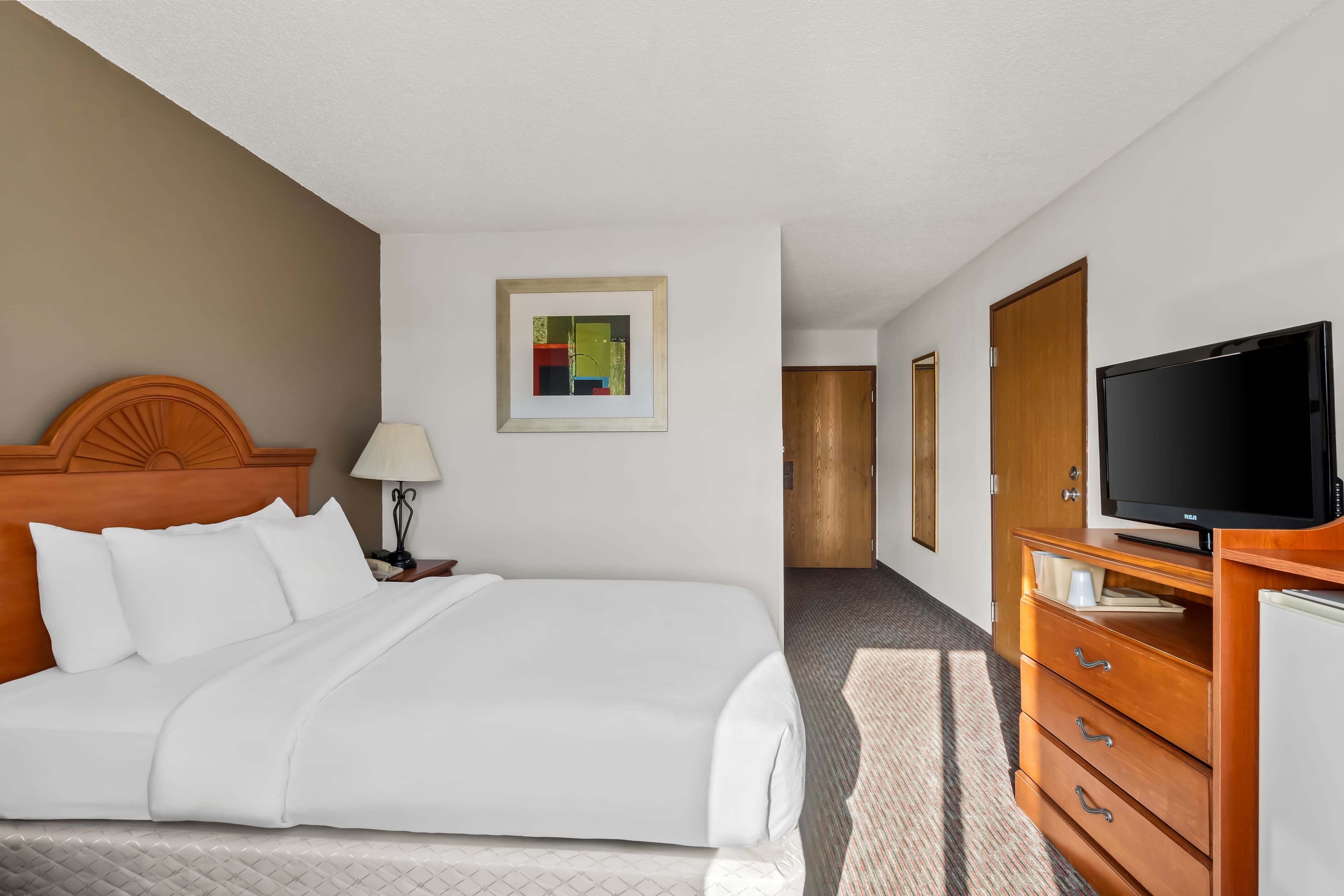 Quality Inn Sidney I-80 - Image 4