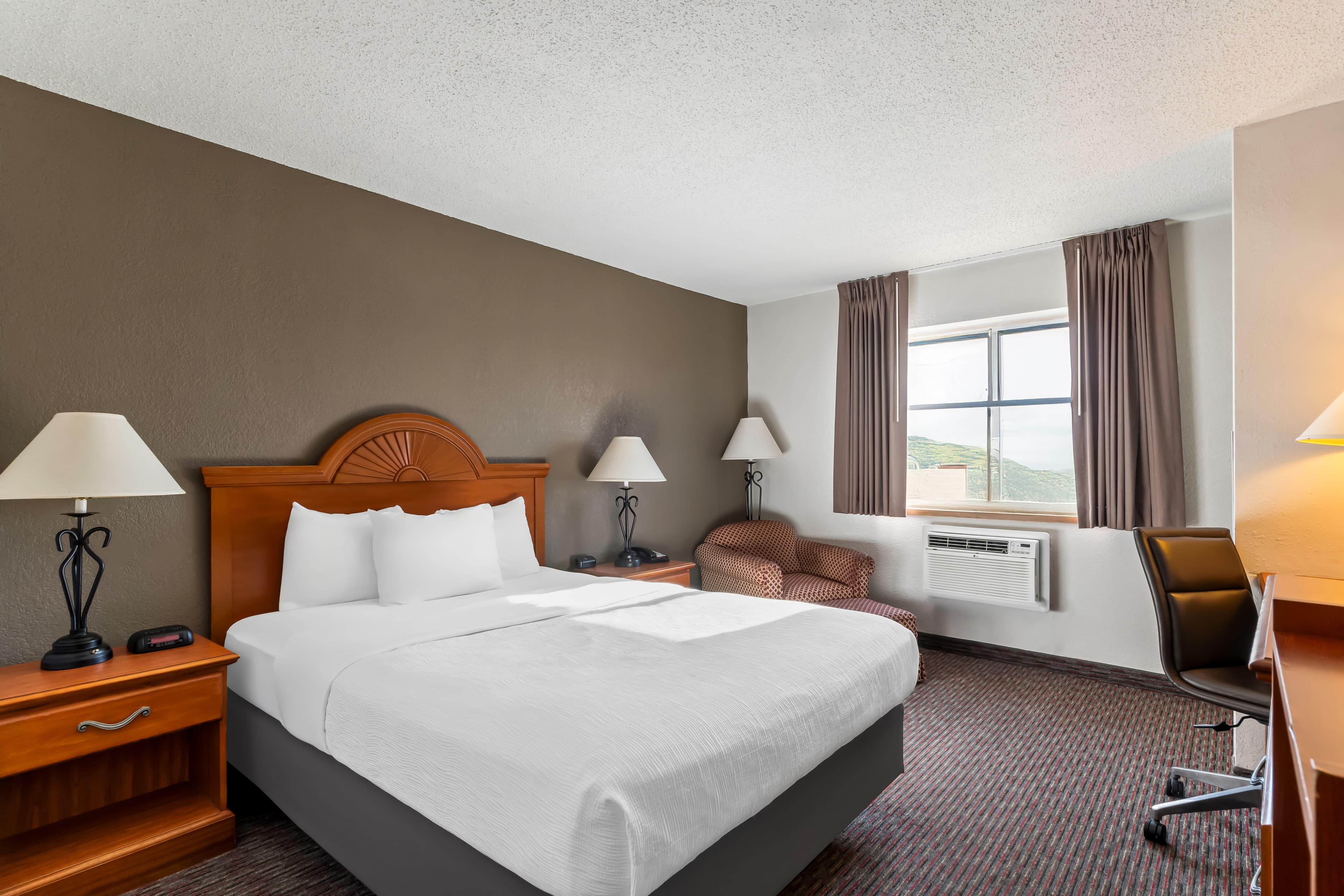 Quality Inn Sidney I-80 — 14