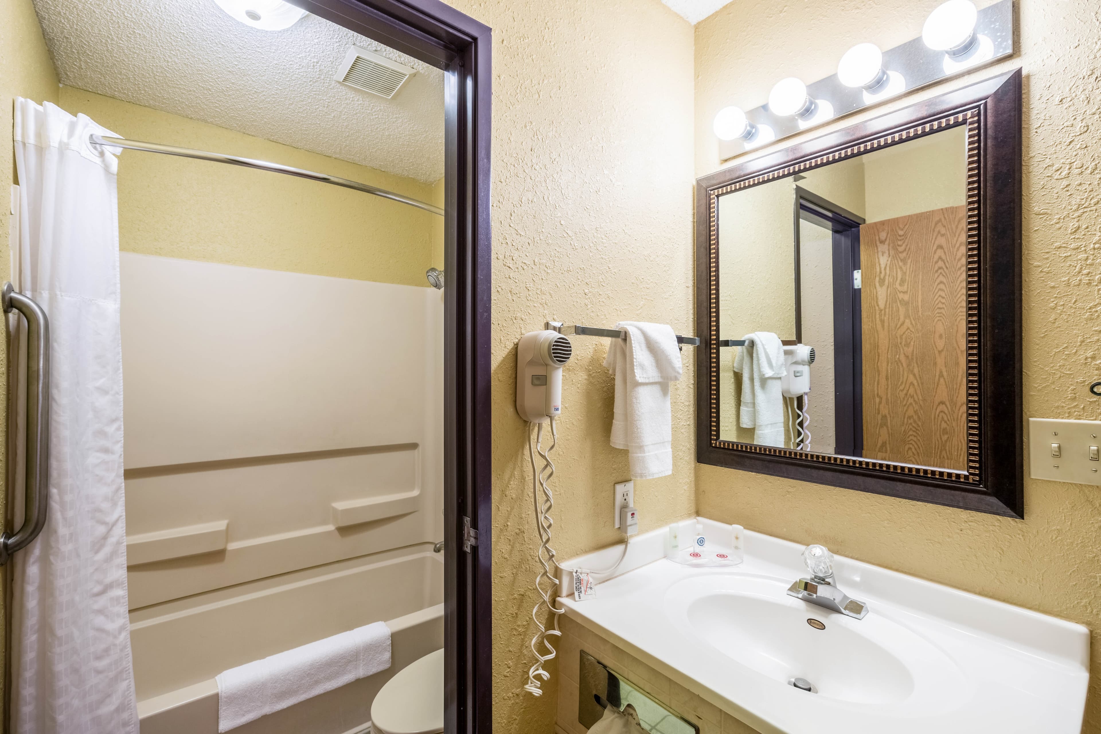 Quality Inn — 11