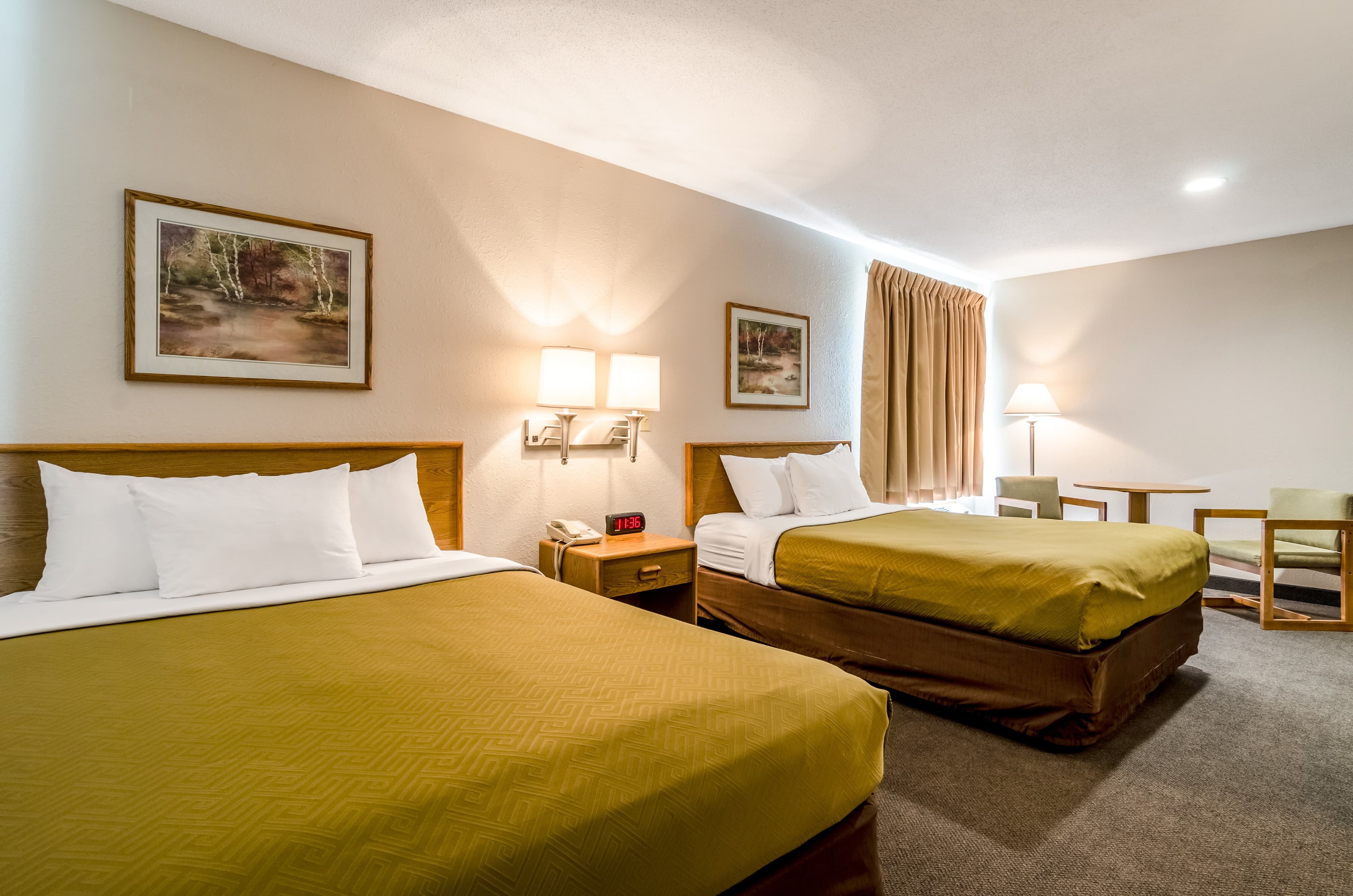 Rodeway Inn Ainsworth — 9