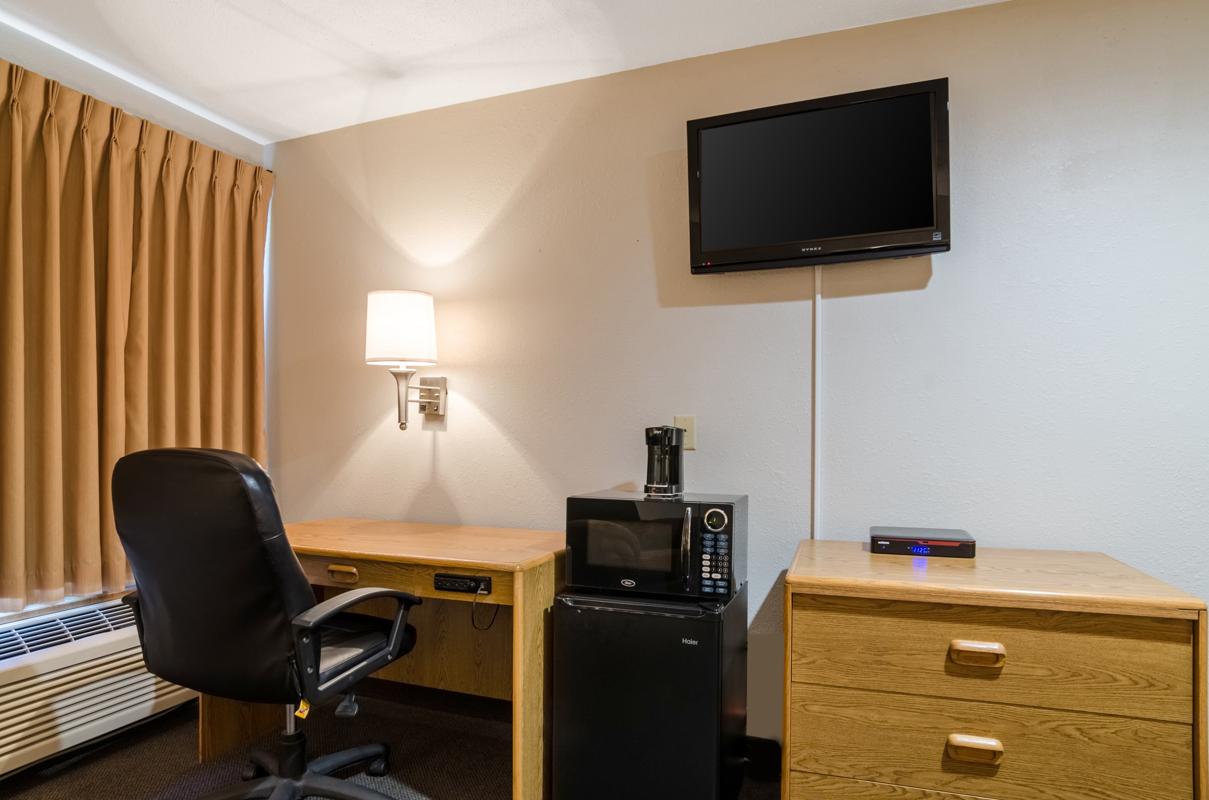 Rodeway Inn Ainsworth — 12