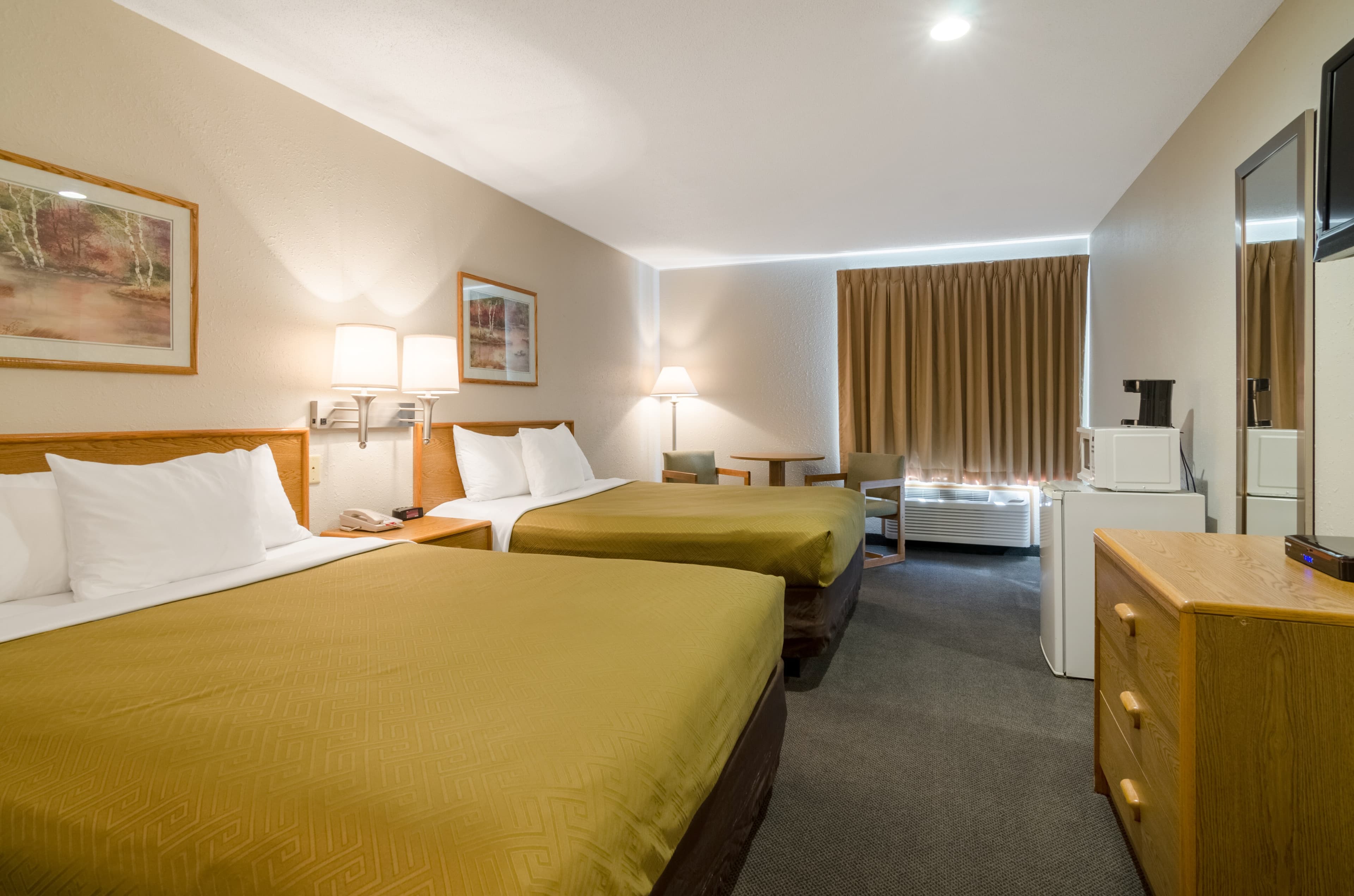 Rodeway Inn Ainsworth — 14