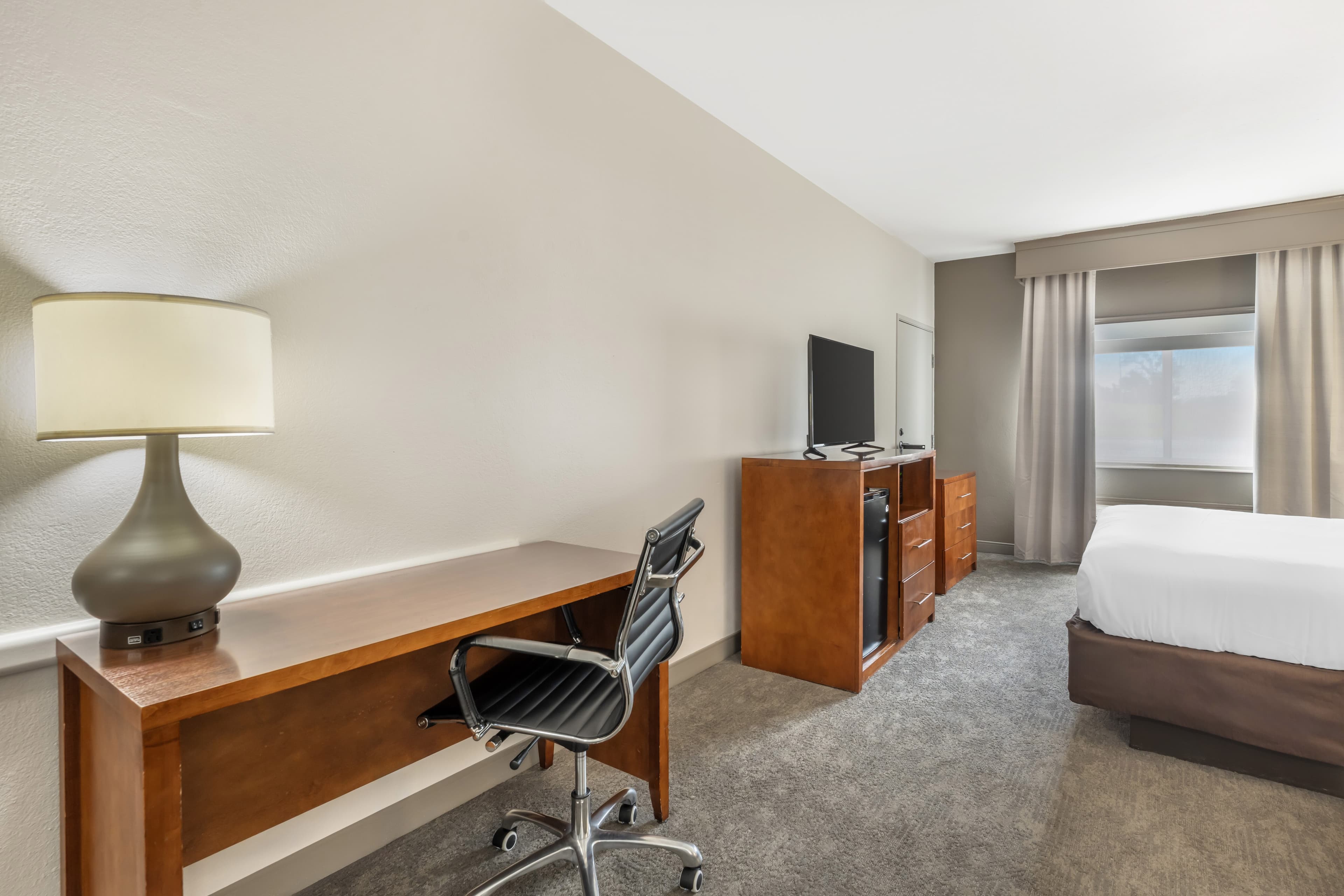 Comfort Suites Omaha Northwest - Image 3