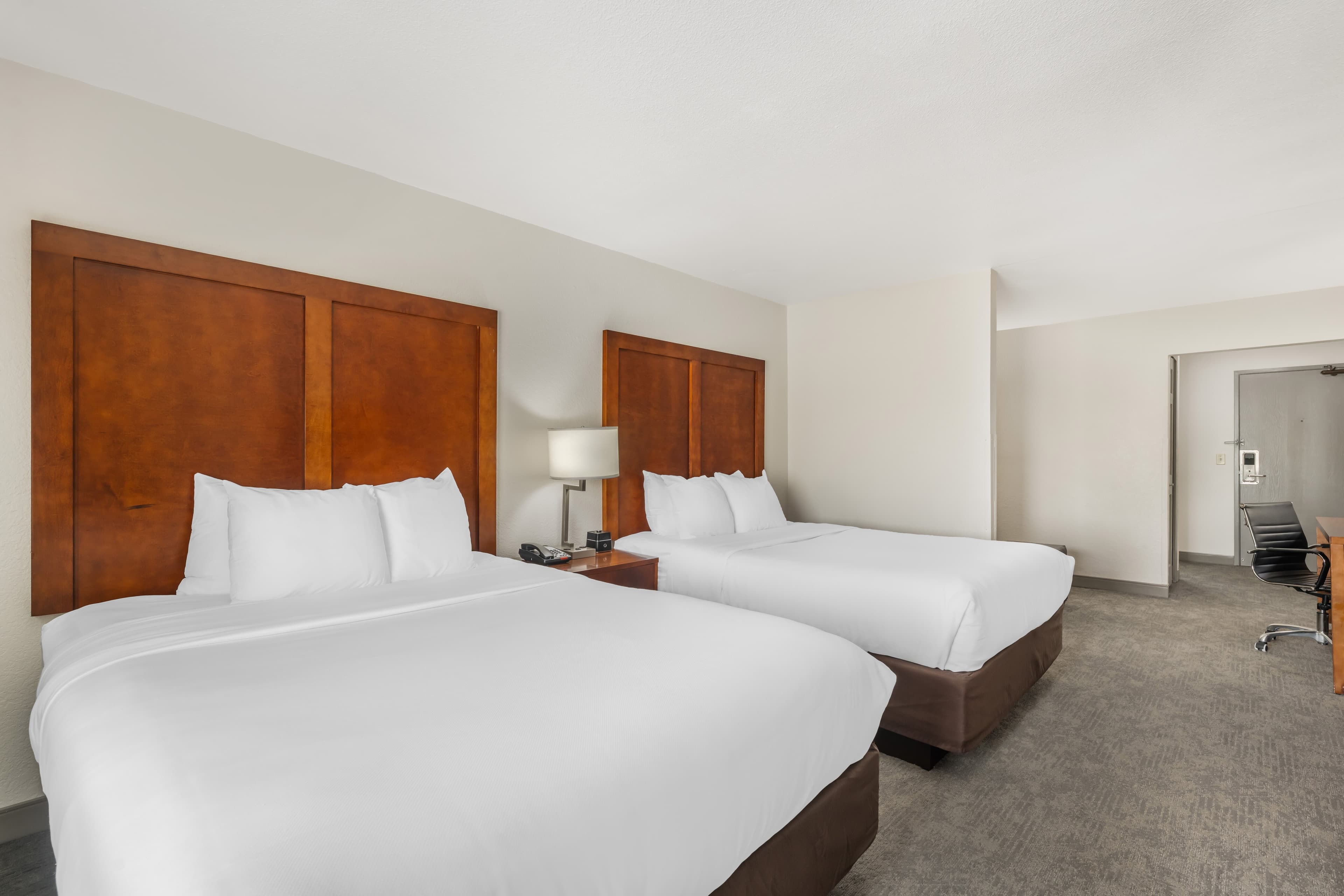Comfort Suites Omaha Northwest — 12