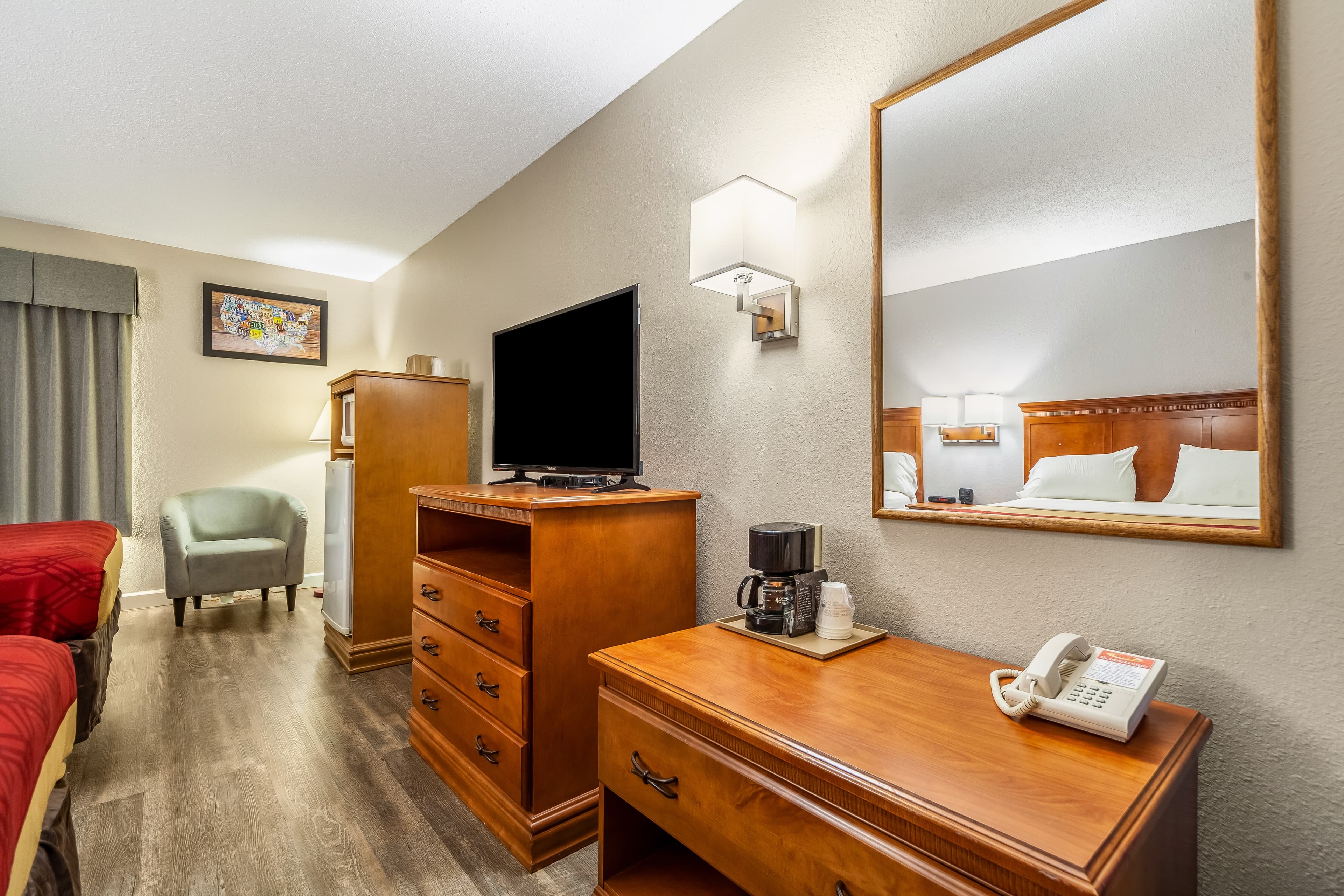 Econo Lodge — 20