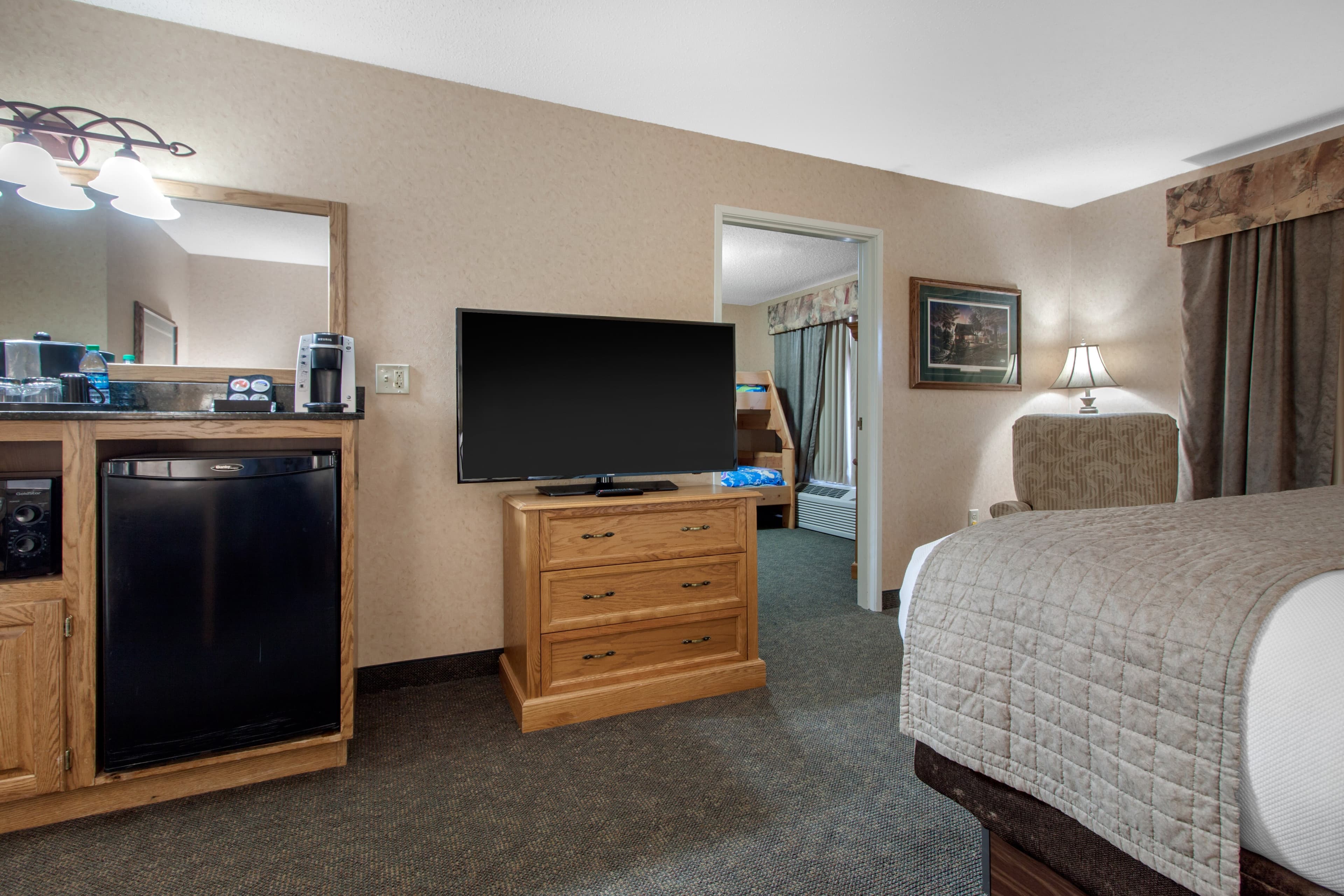 Norfolk Lodge & Suites, an Ascend Collection Hotel — 74