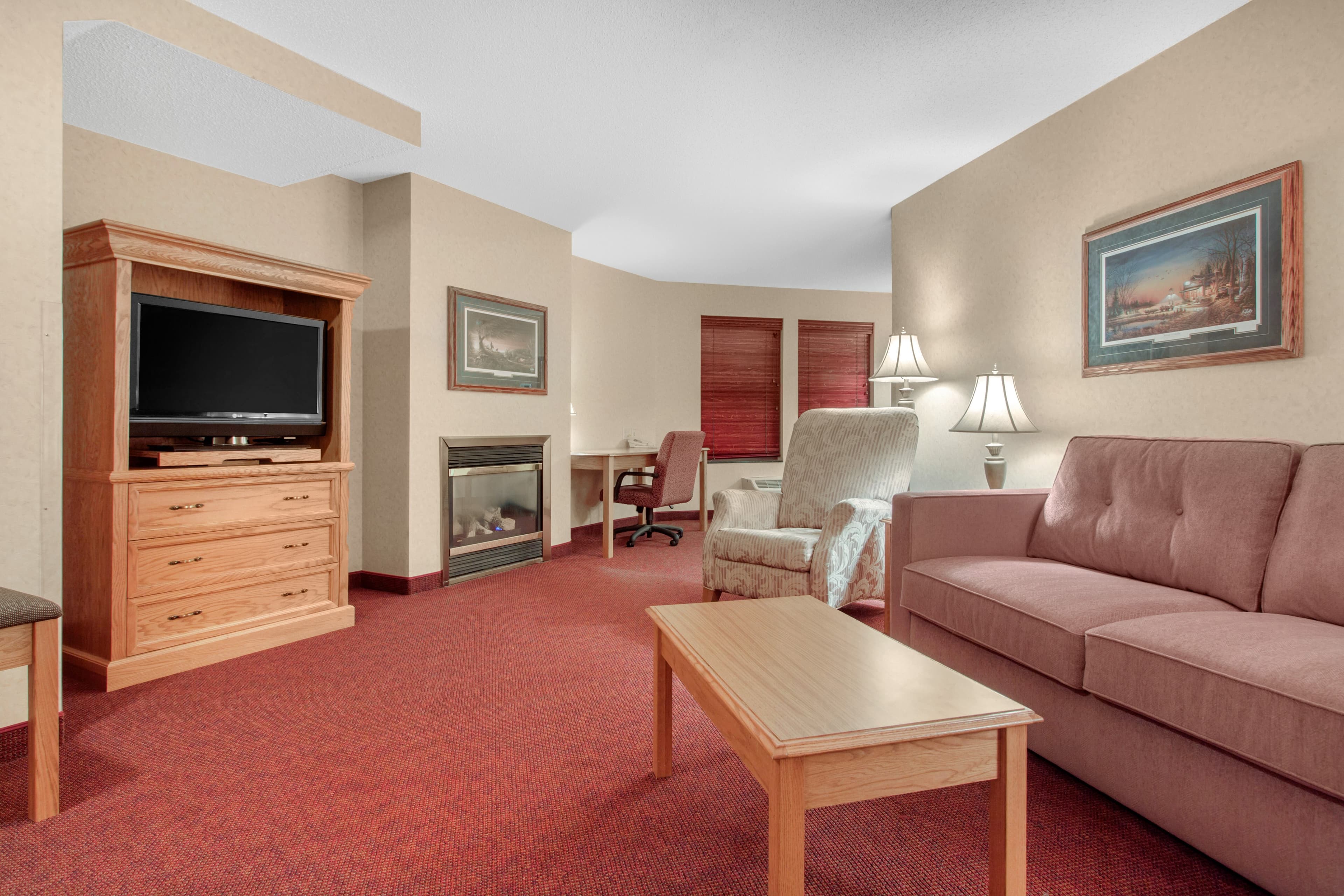 Norfolk Lodge & Suites, an Ascend Collection Hotel — 79