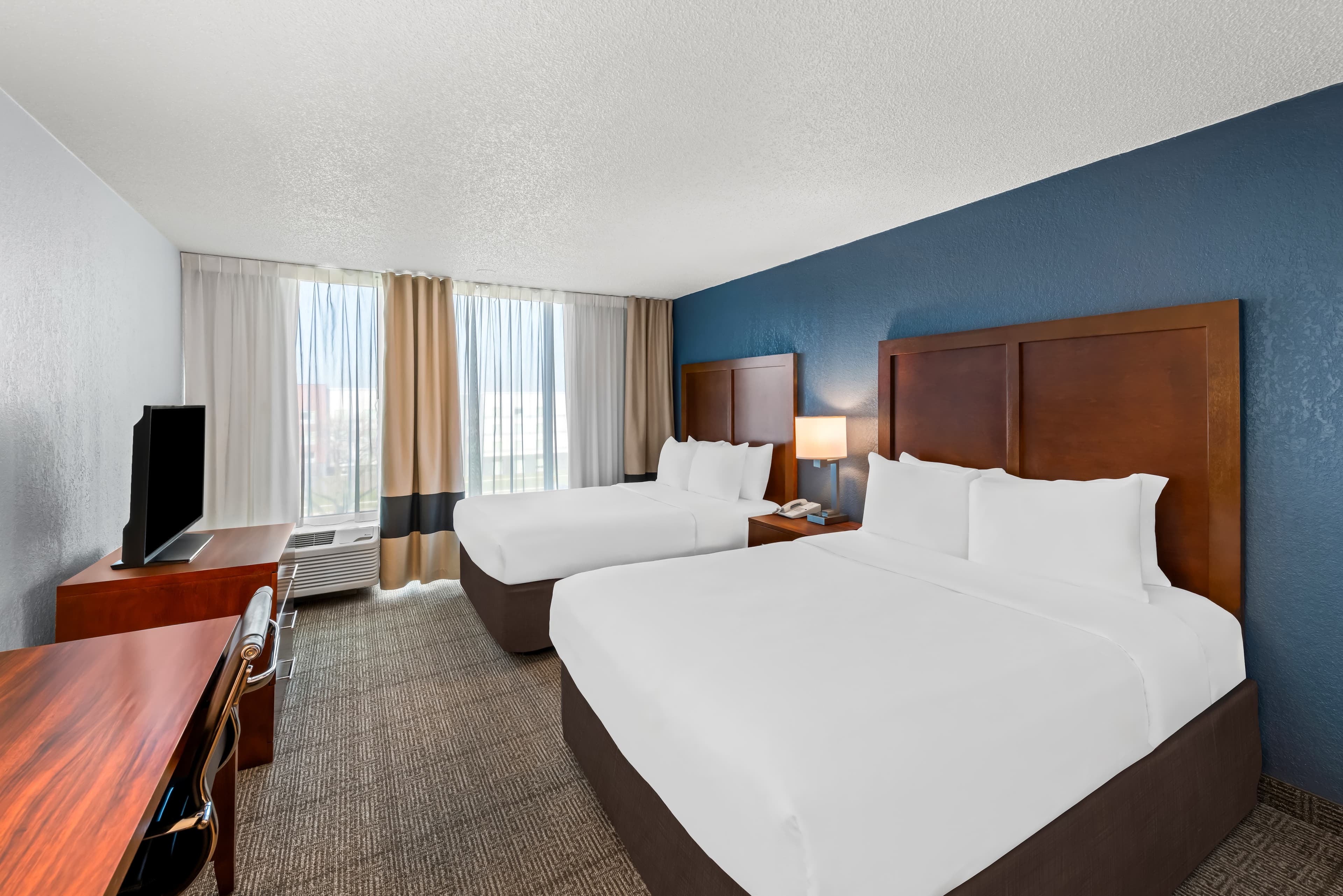 Comfort Inn & Suites Omaha Central — 24