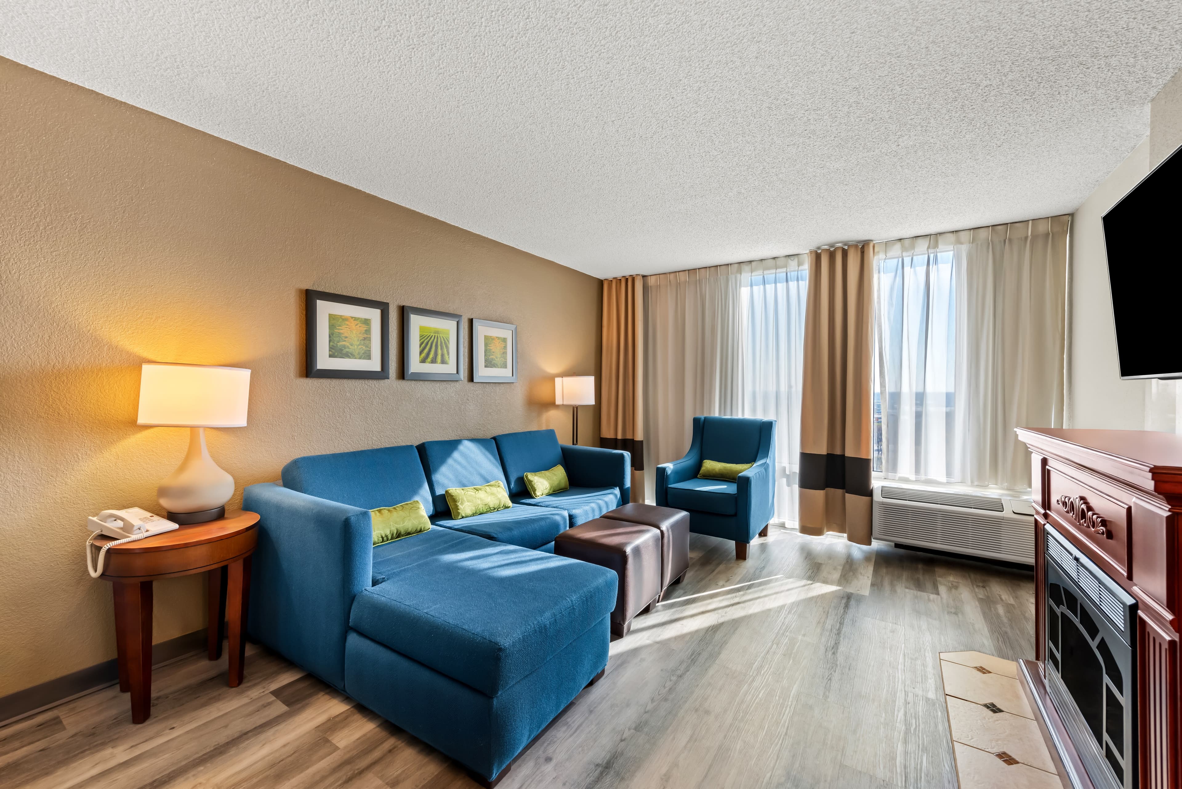 Comfort Inn & Suites Omaha Central — 18