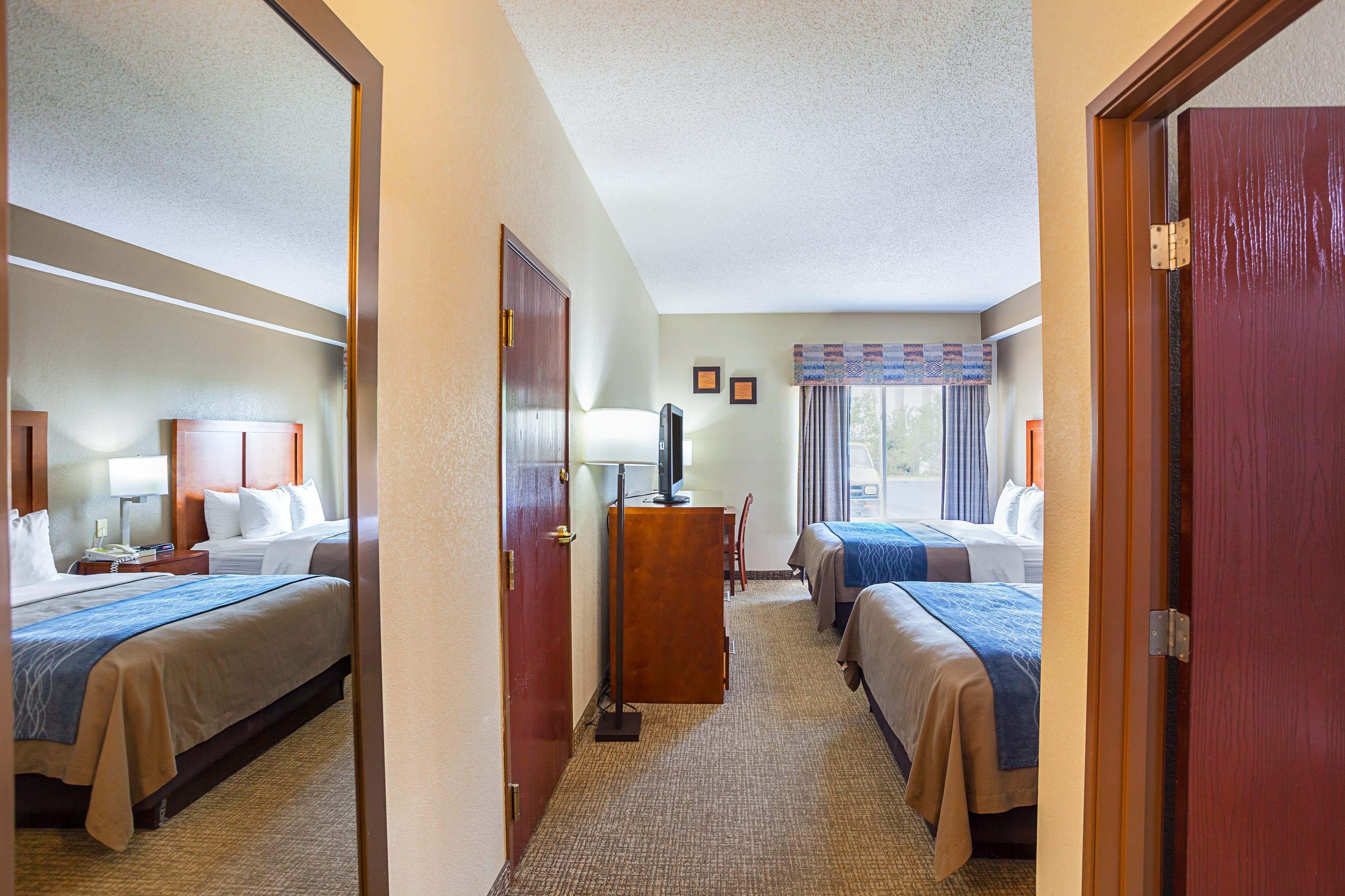 Comfort Inn Lincoln I-80 — 10
