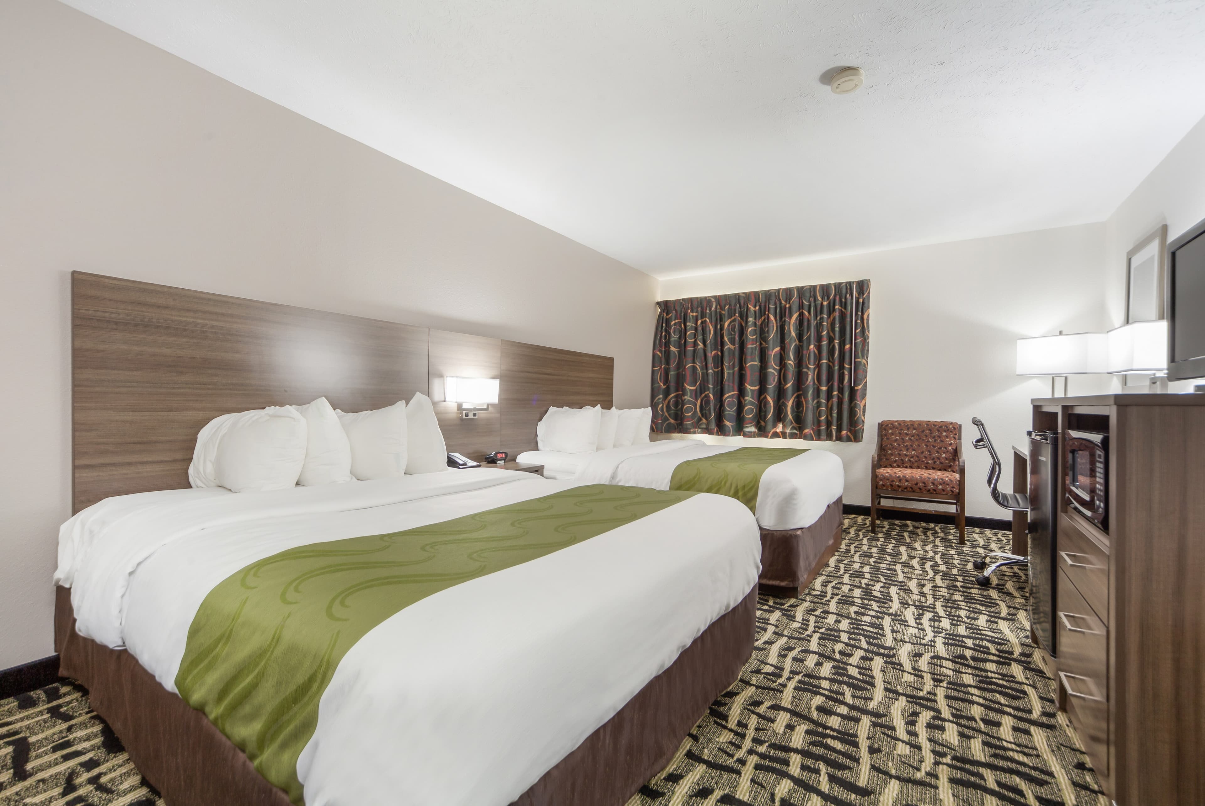 Quality Inn & Suites Omaha Chalco — 9