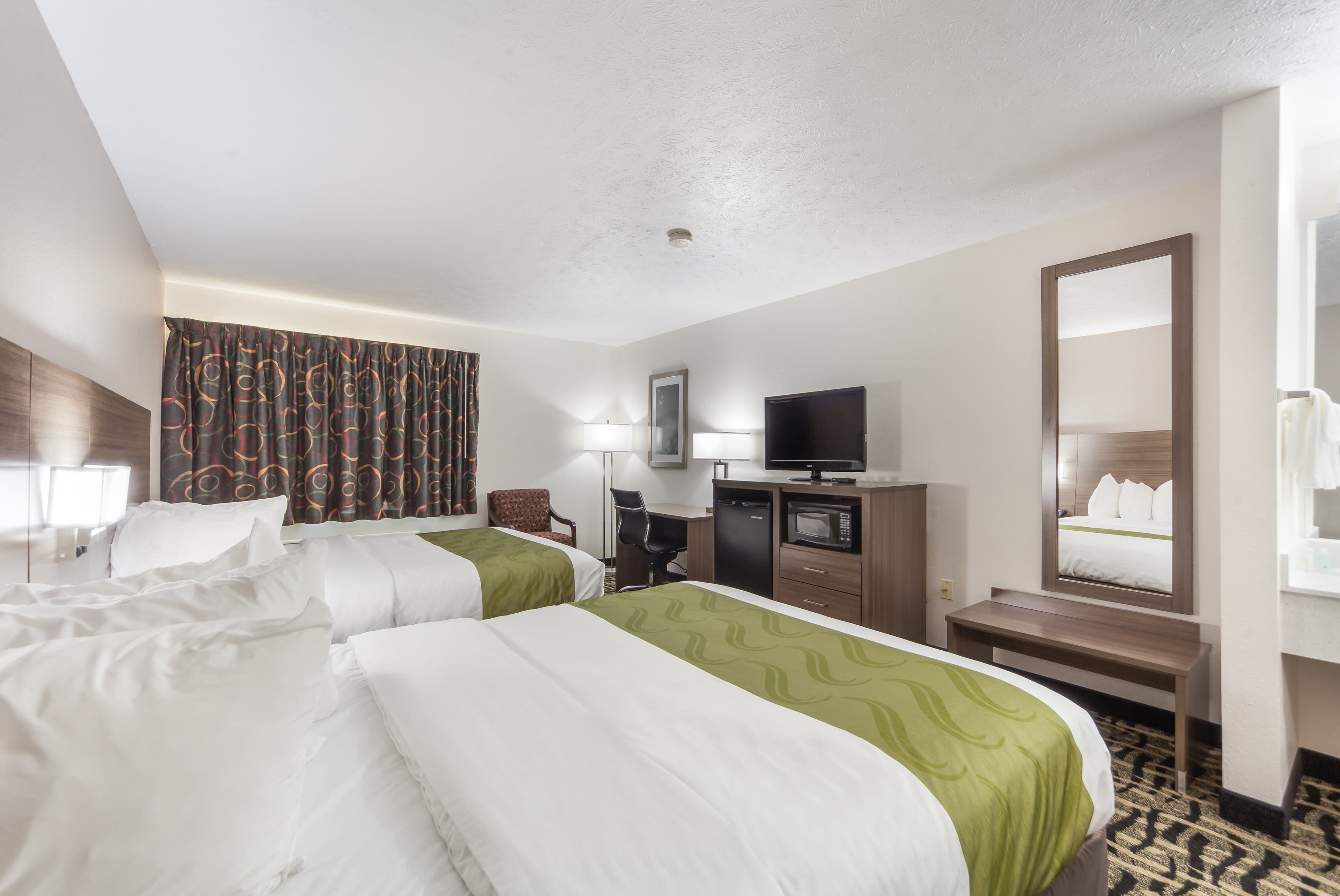 Quality Inn & Suites Omaha Chalco — 11
