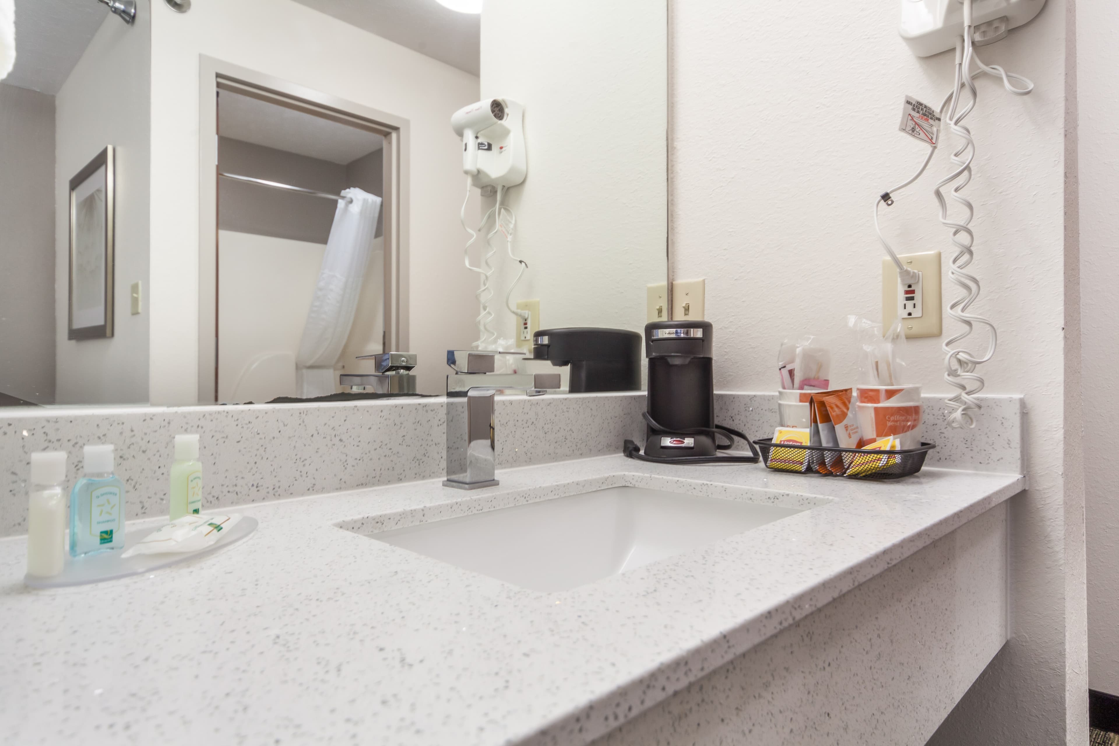 Quality Inn & Suites Omaha Chalco — 12