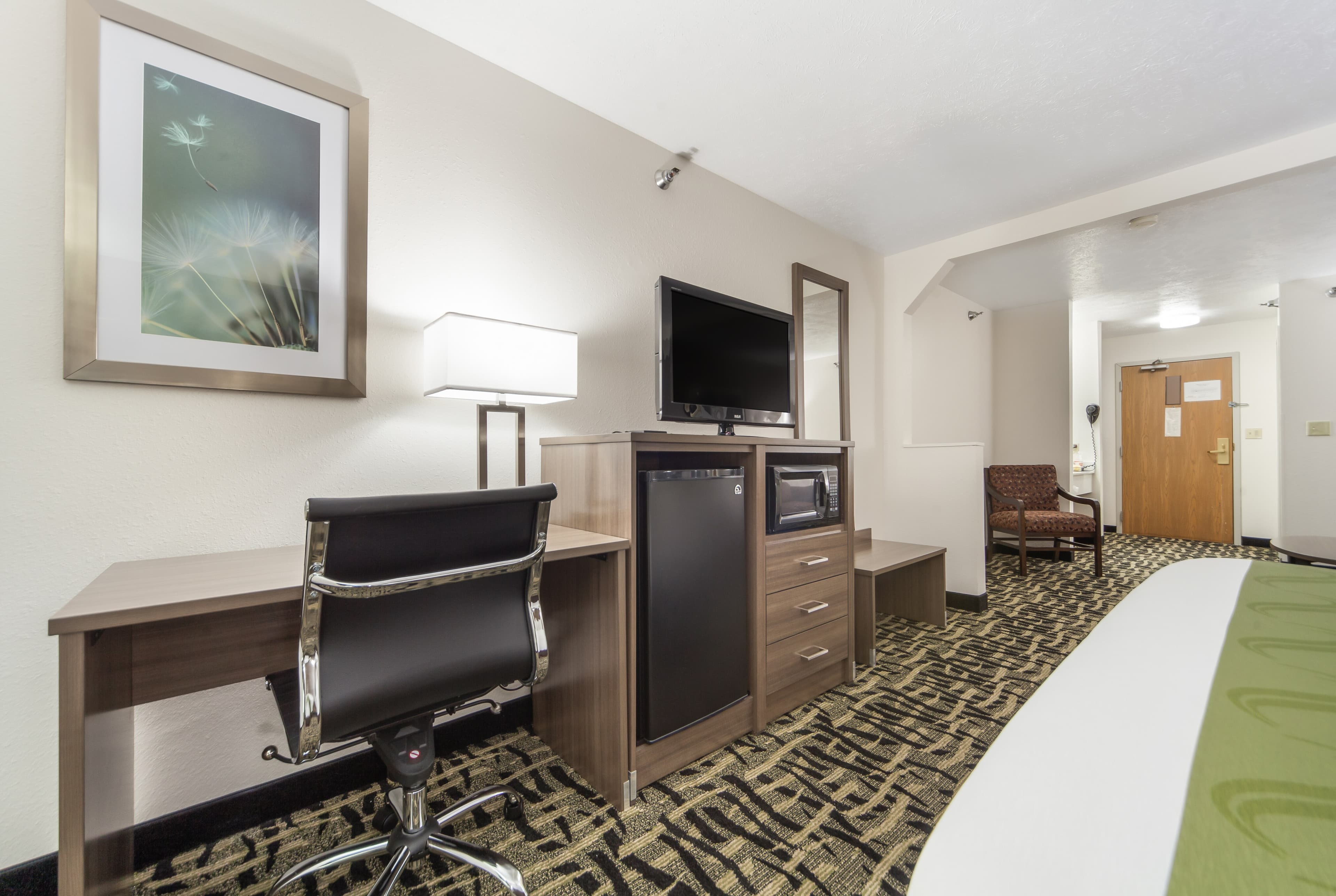 Quality Inn & Suites Omaha Chalco — 15