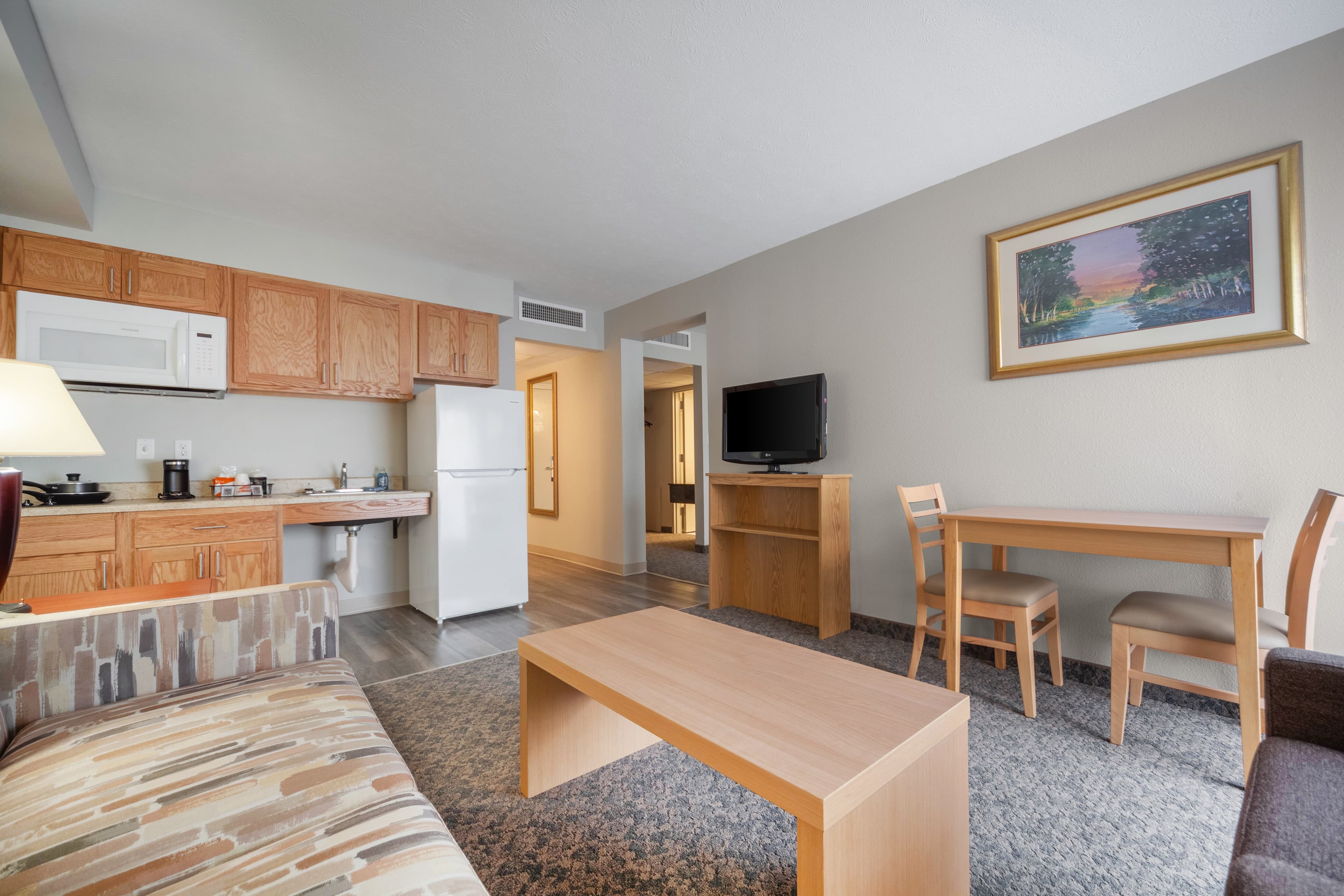 Suburban Studios I-80 Grand Island - Image 1