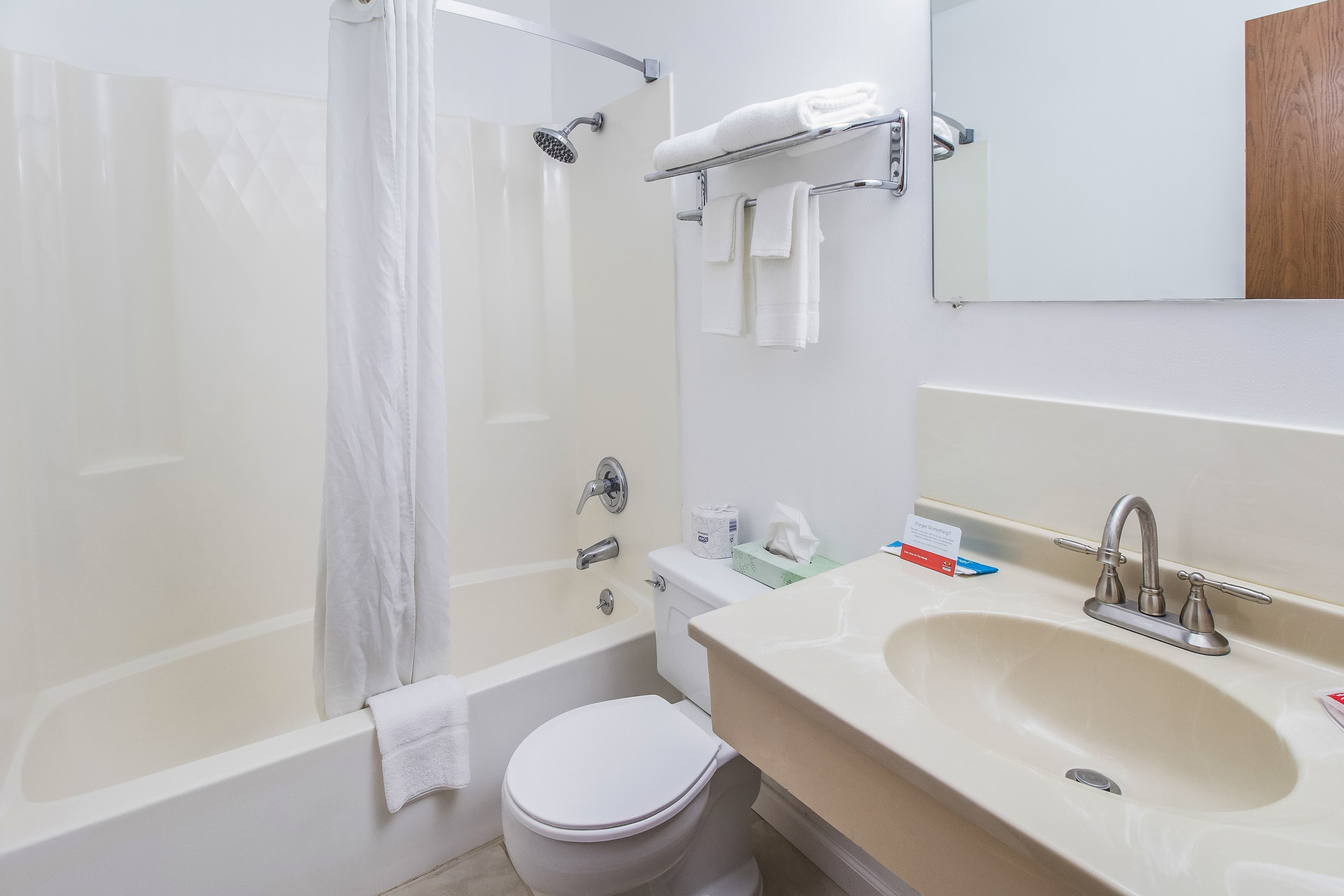 Econo Lodge Alliance — 15