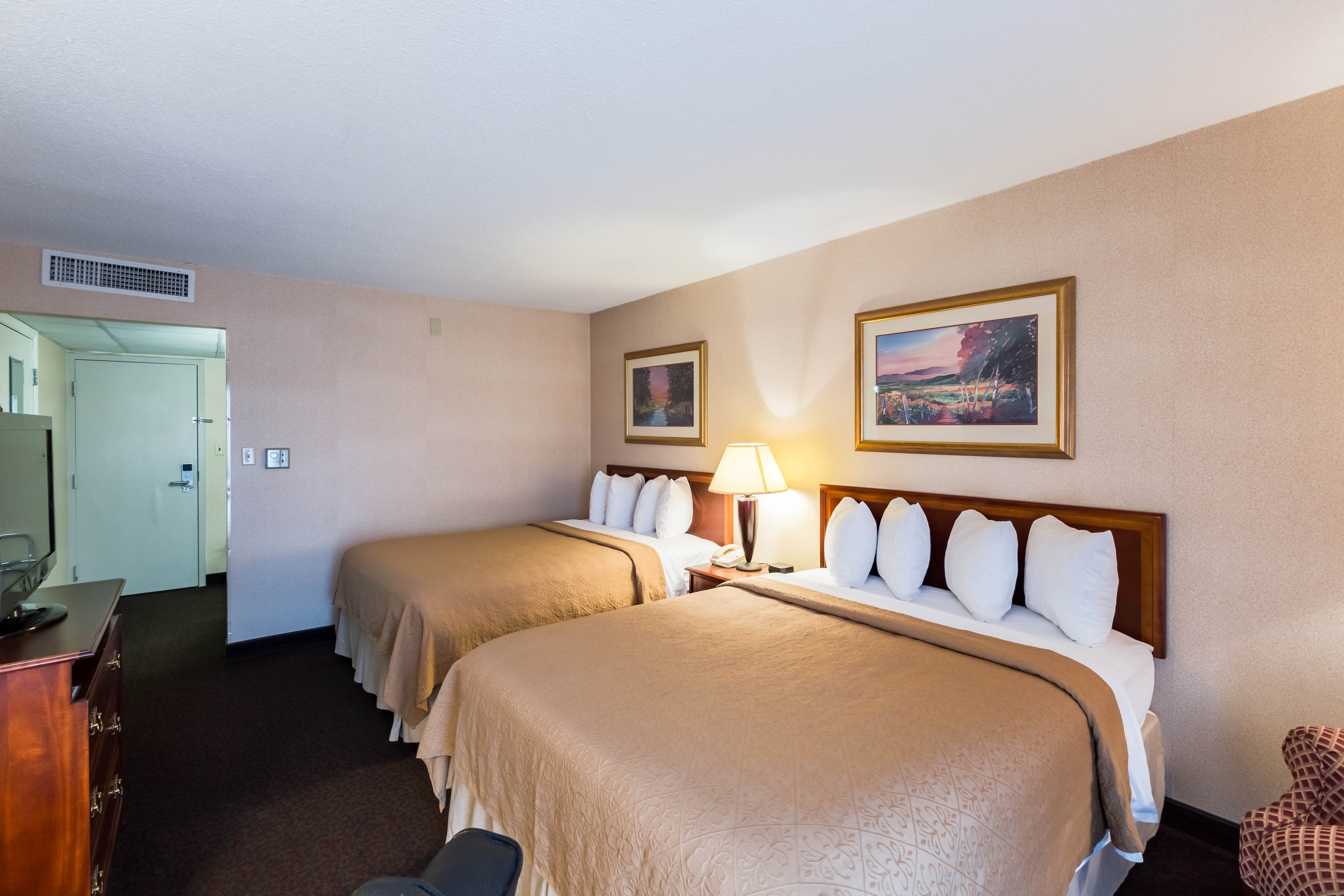 Quality Inn and Conference Center I-80 Grand Island — 9