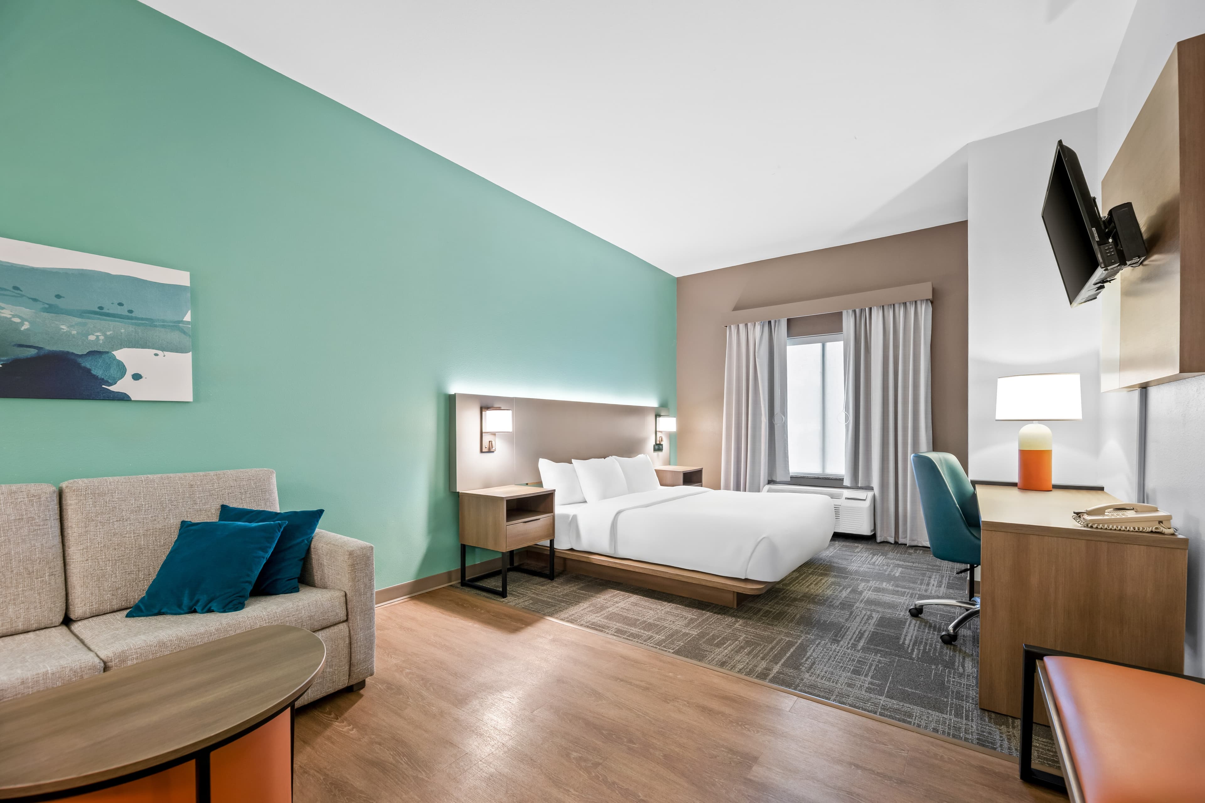 Comfort Suites Gothenburg South - Image 2