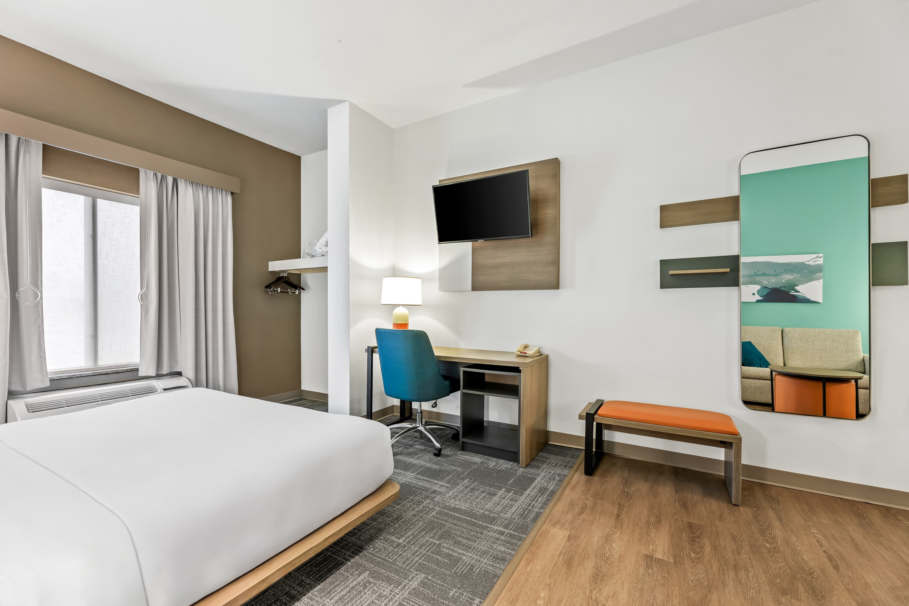 Comfort Suites Gothenburg South - Image 3