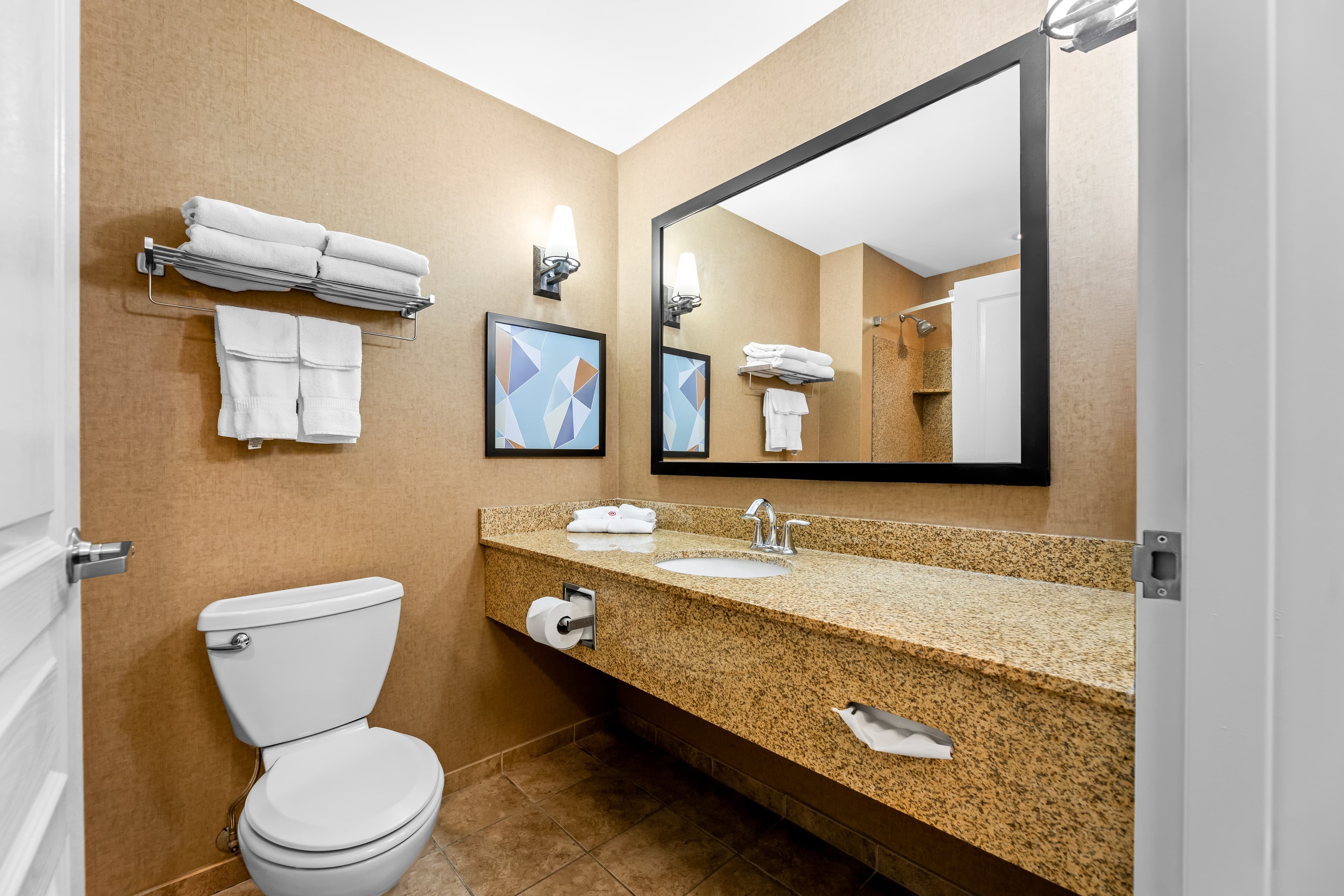 Comfort Suites Gothenburg South — 14