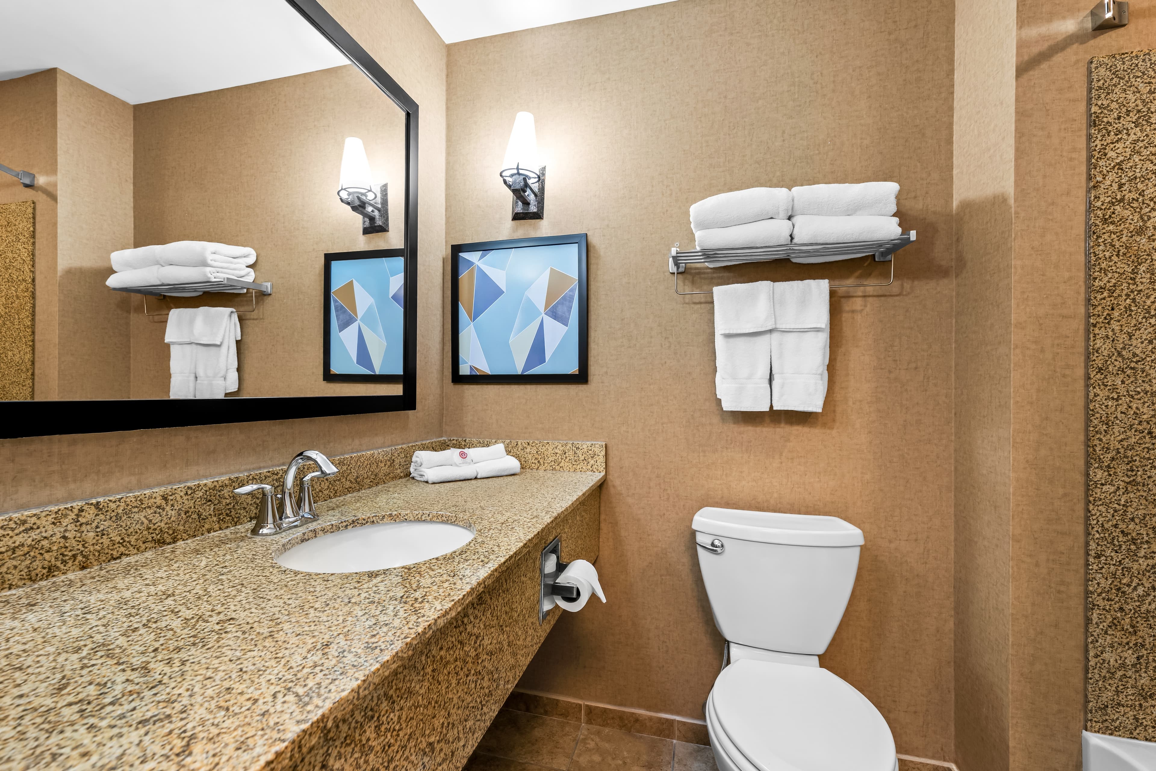Comfort Suites Gothenburg South — 18