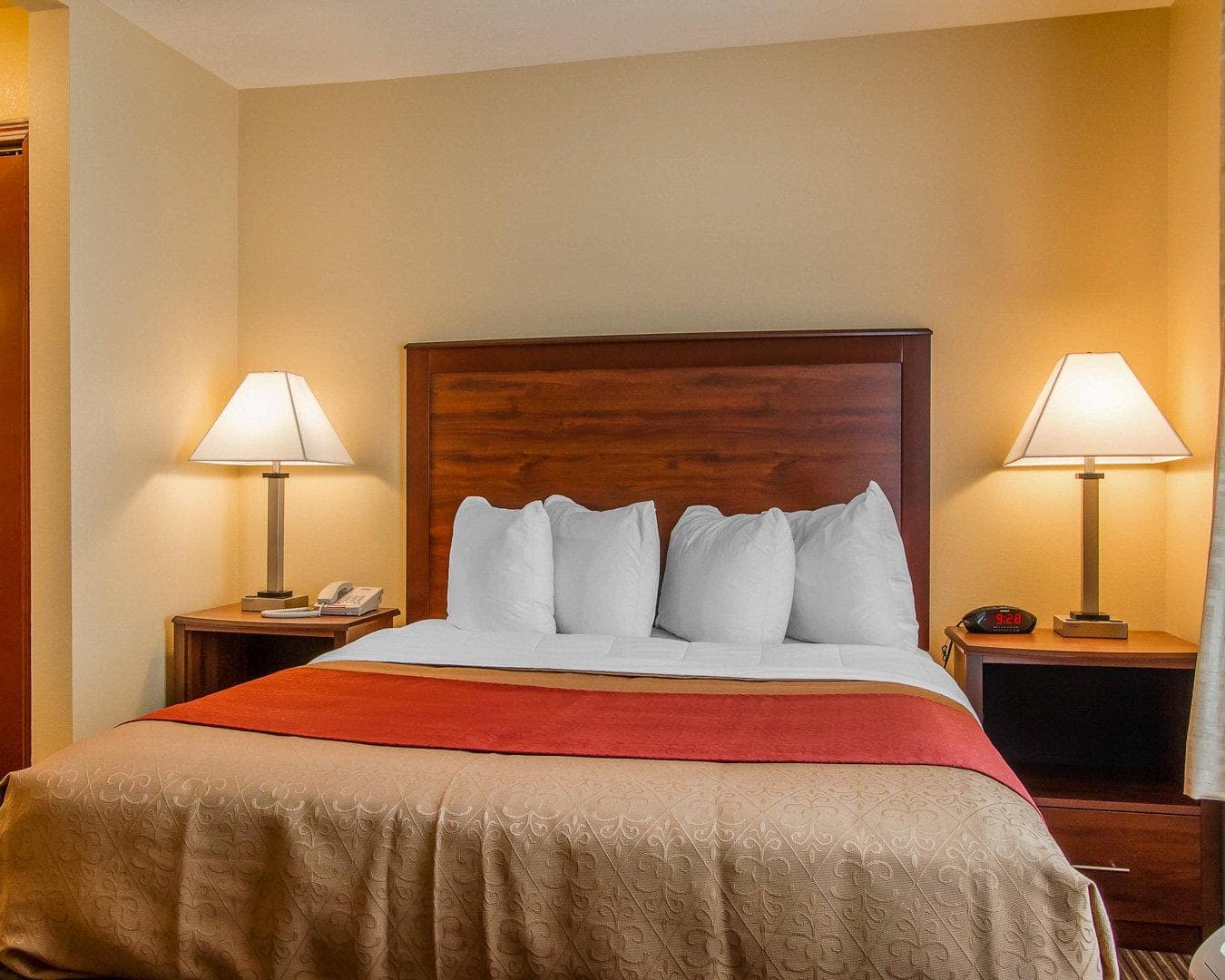 MainStay Suites Grand Island — 24