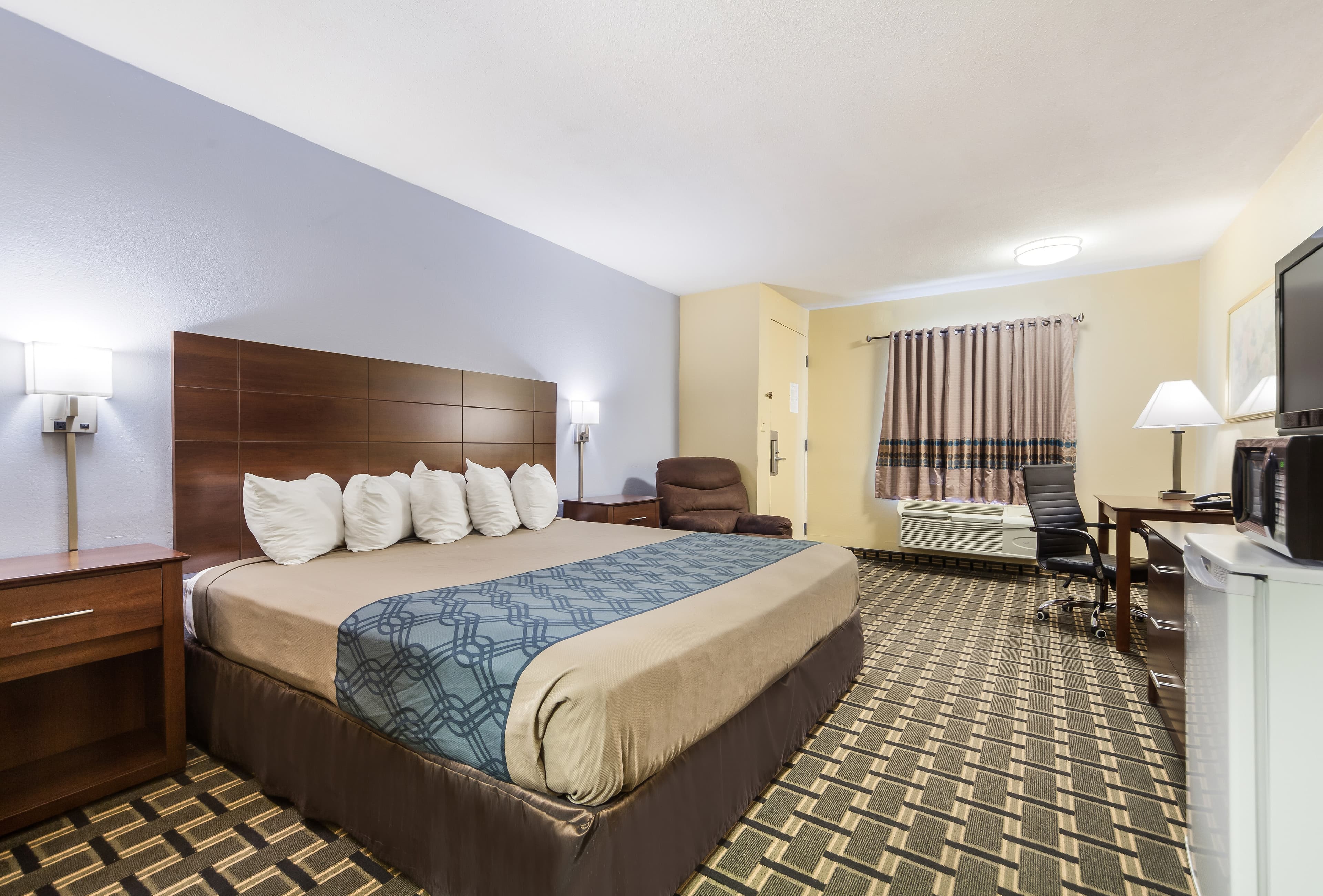 Rodeway Inn Lincoln West - University Area - Image 1
