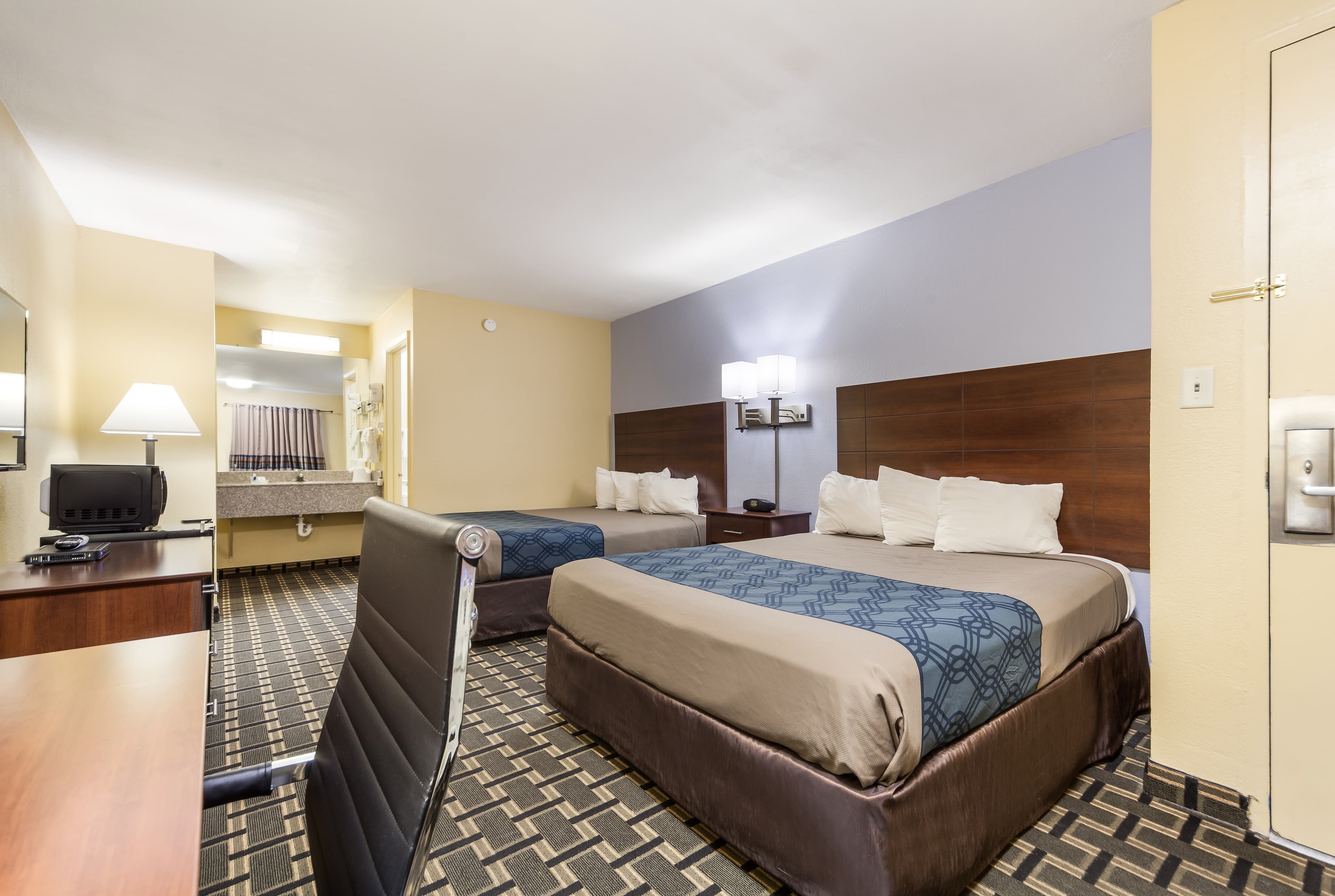 Rodeway Inn Lincoln West - University Area — 6