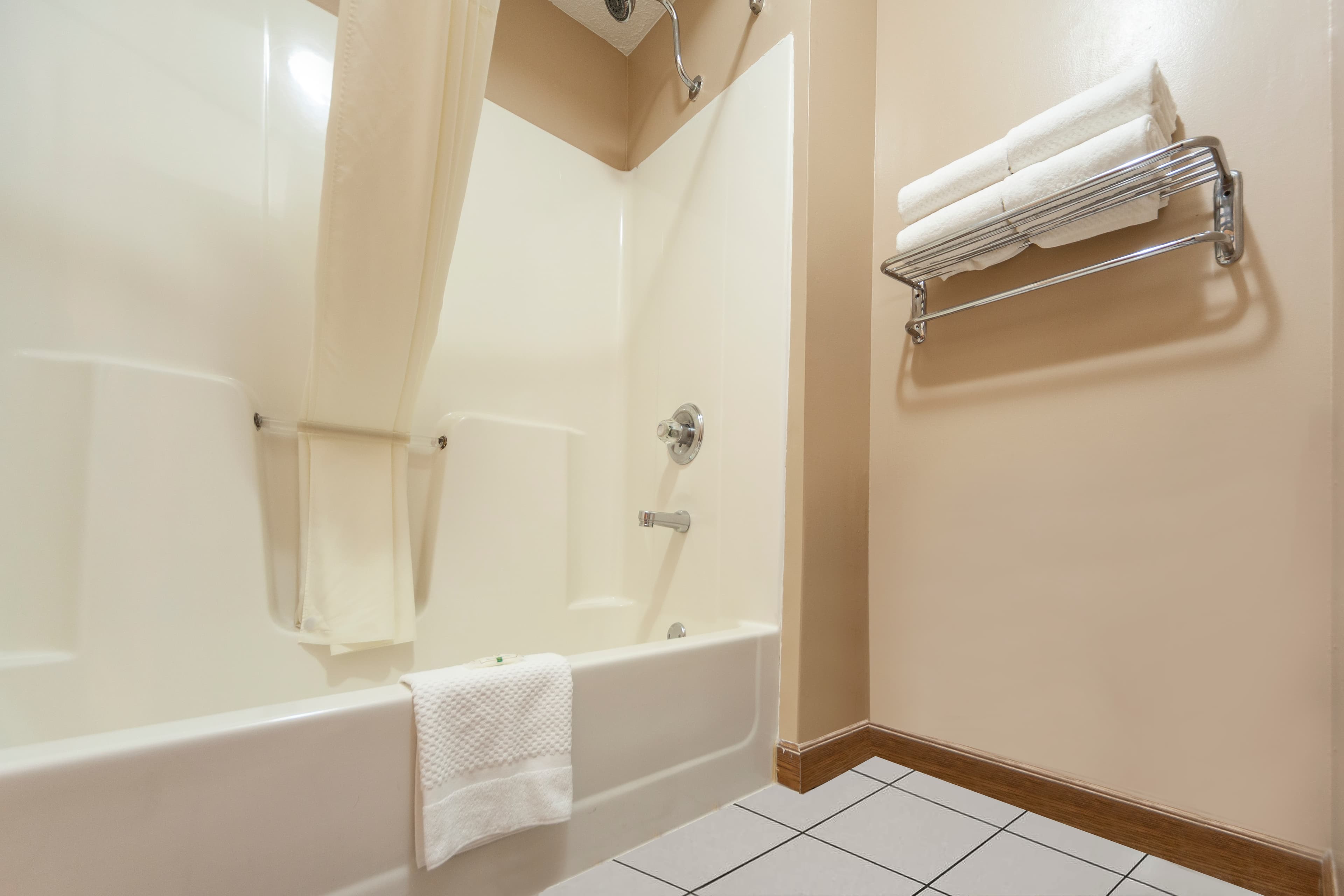Quality Inn Hastings — 10