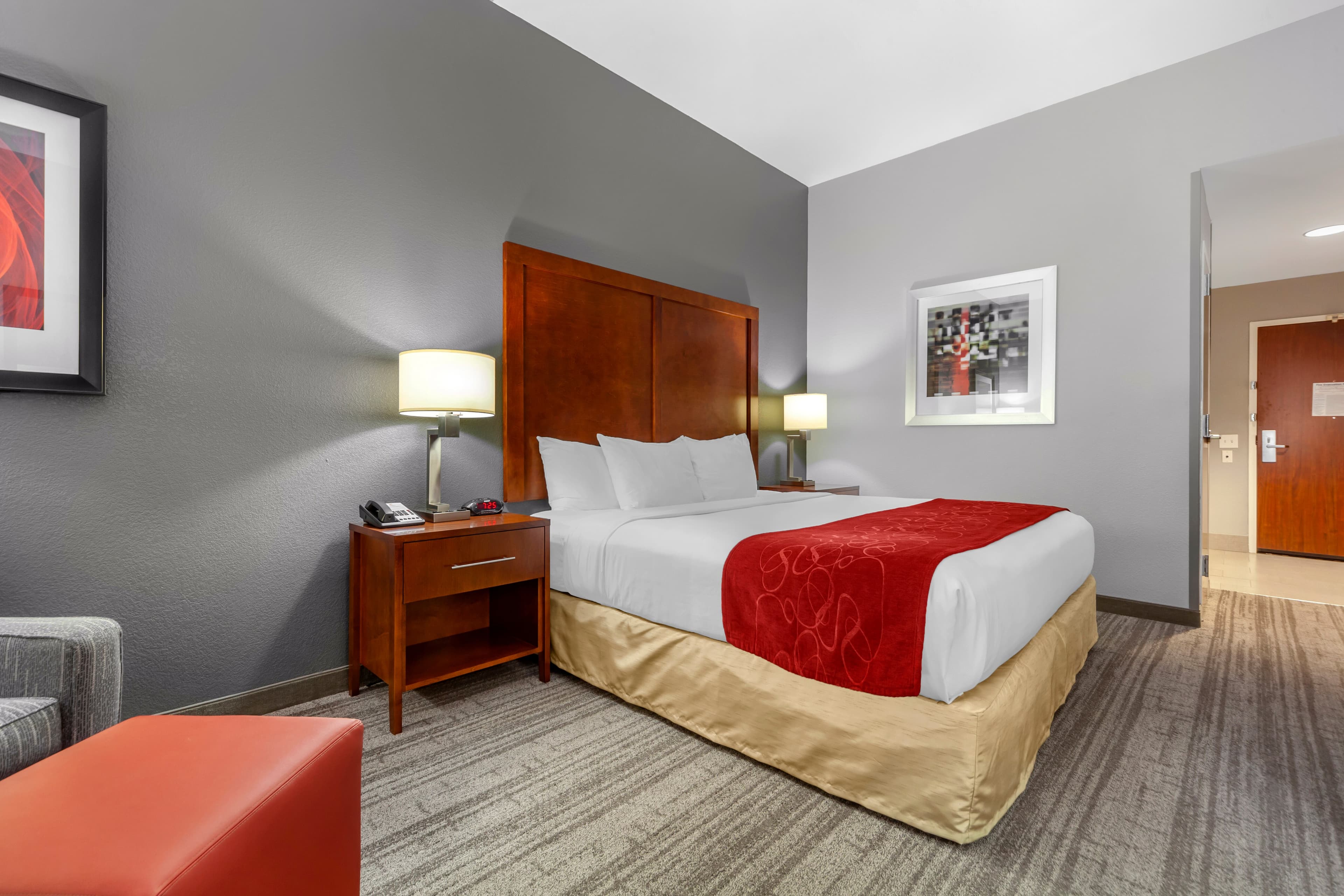 Comfort Inn Kearney I-80 - Image 2