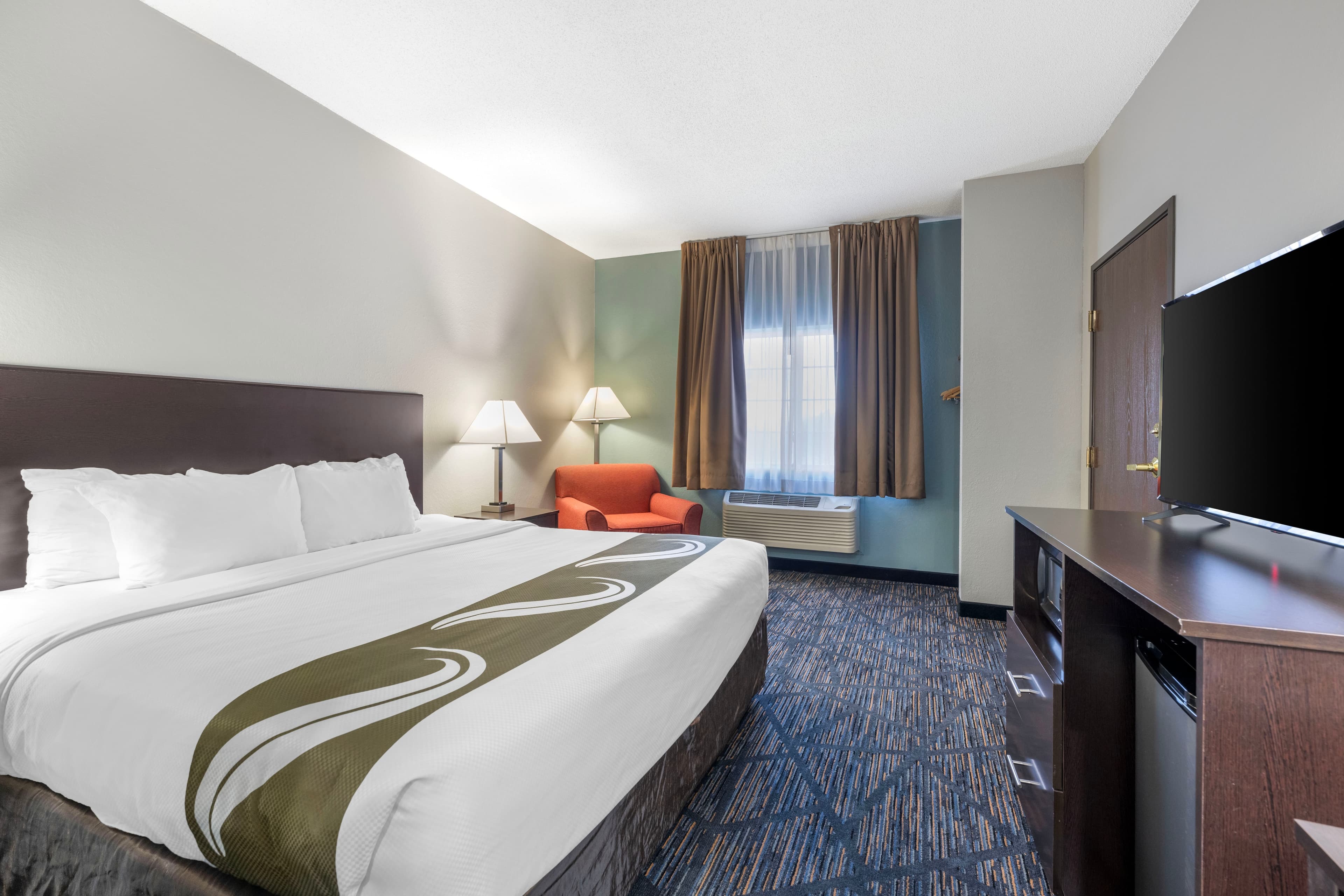 Quality Inn & Suites Lincoln North — 2