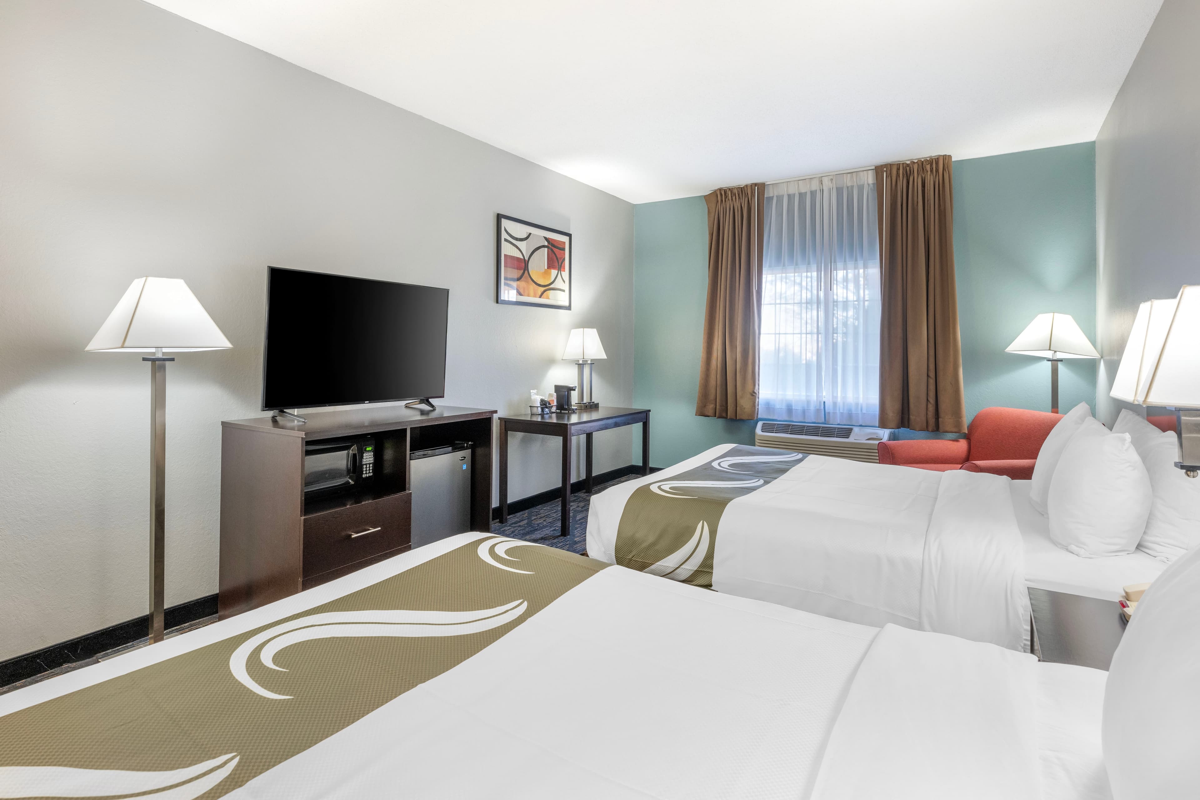 Quality Inn & Suites Lincoln North — 15
