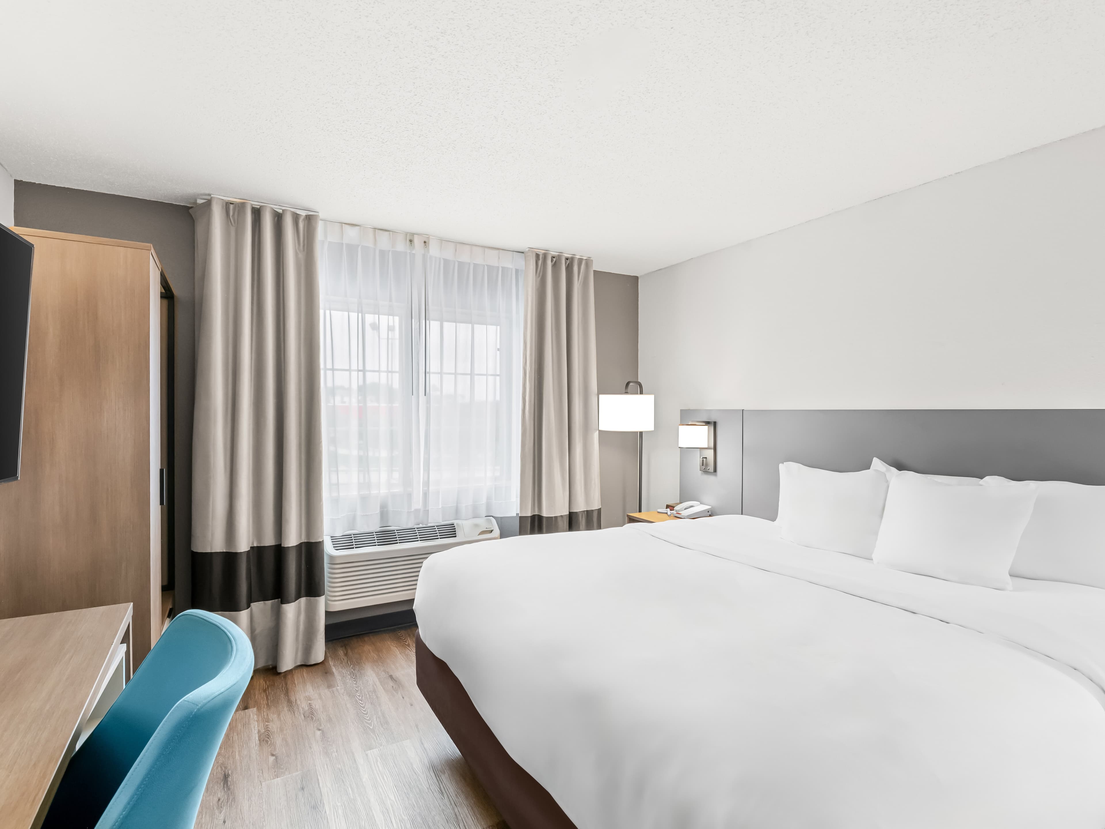 Comfort Inn & Suites Bellevue - Omaha Offutt AFB — 6