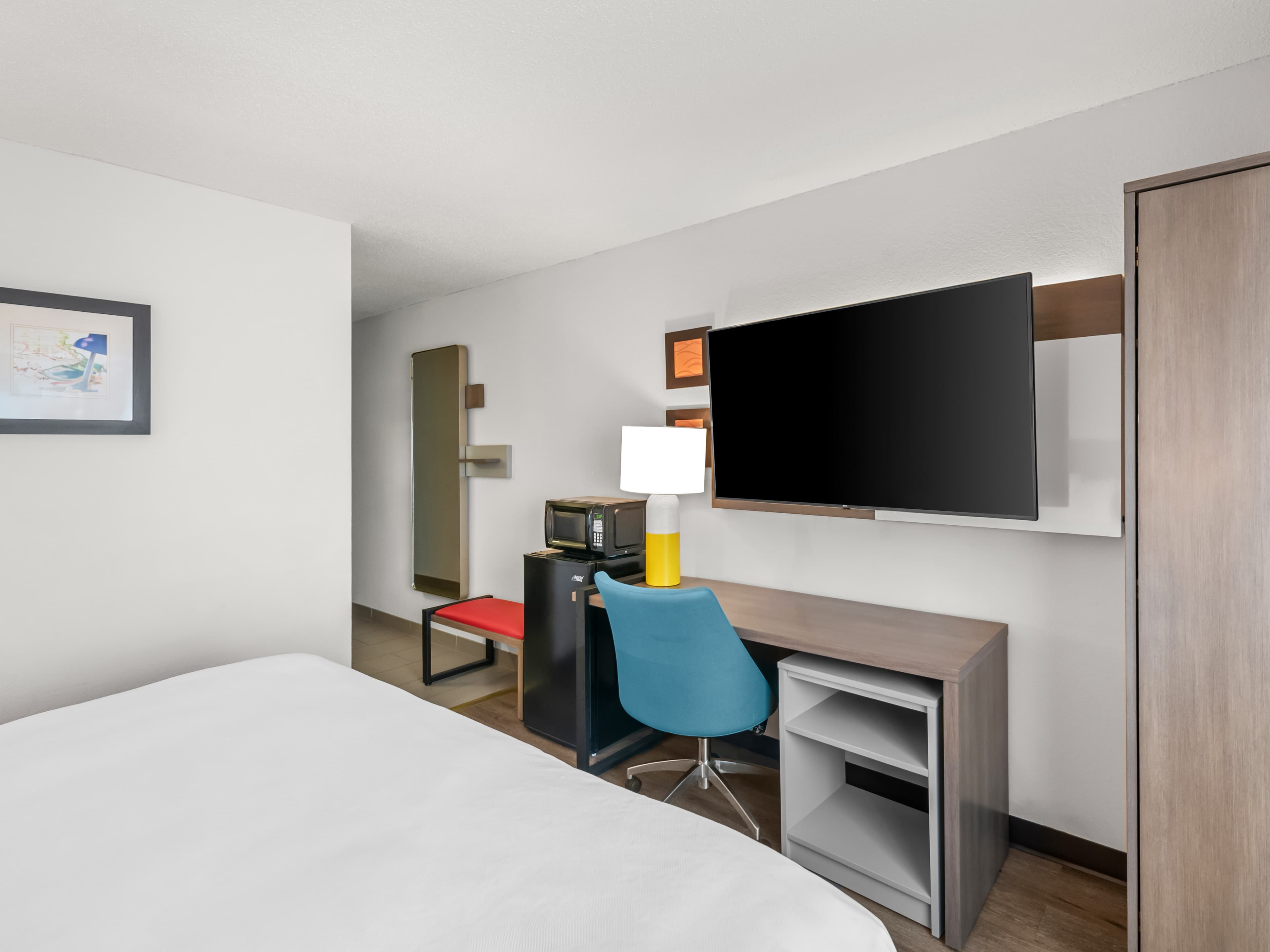 Comfort Inn & Suites Bellevue - Omaha Offutt AFB — 8