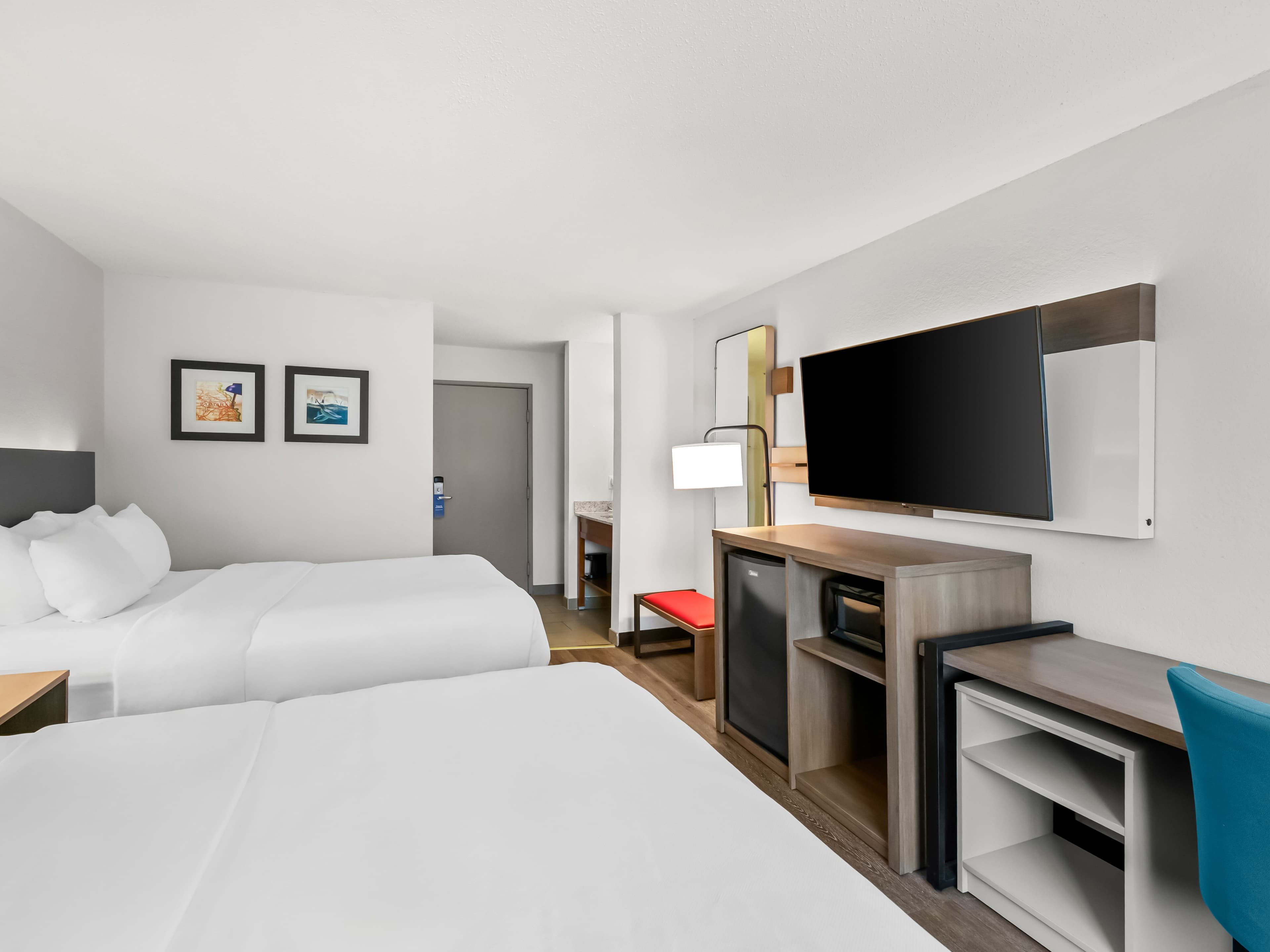 Comfort Inn & Suites Bellevue - Omaha Offutt AFB — 11