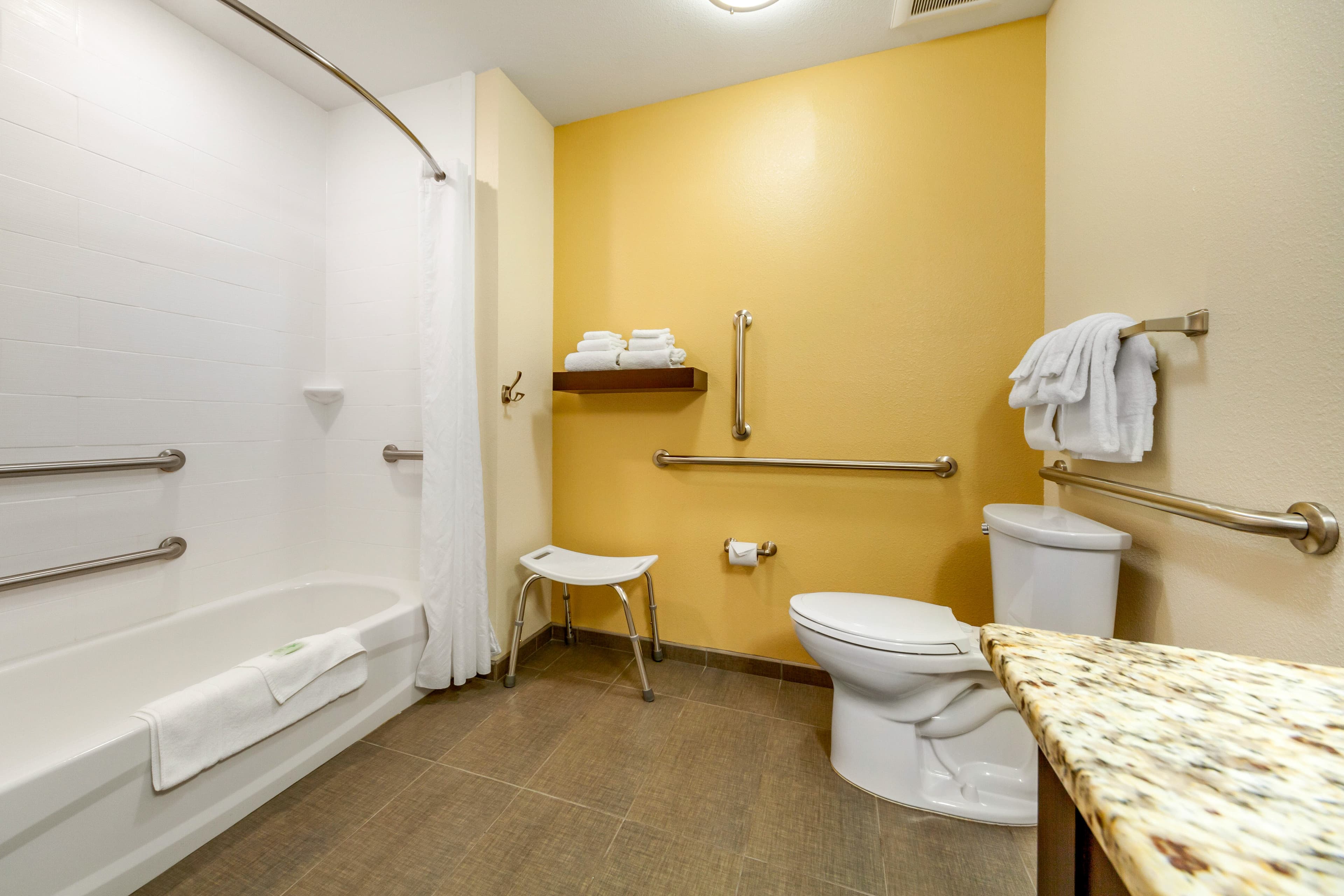 Sleep Inn & Suites Lincoln University Area — 6
