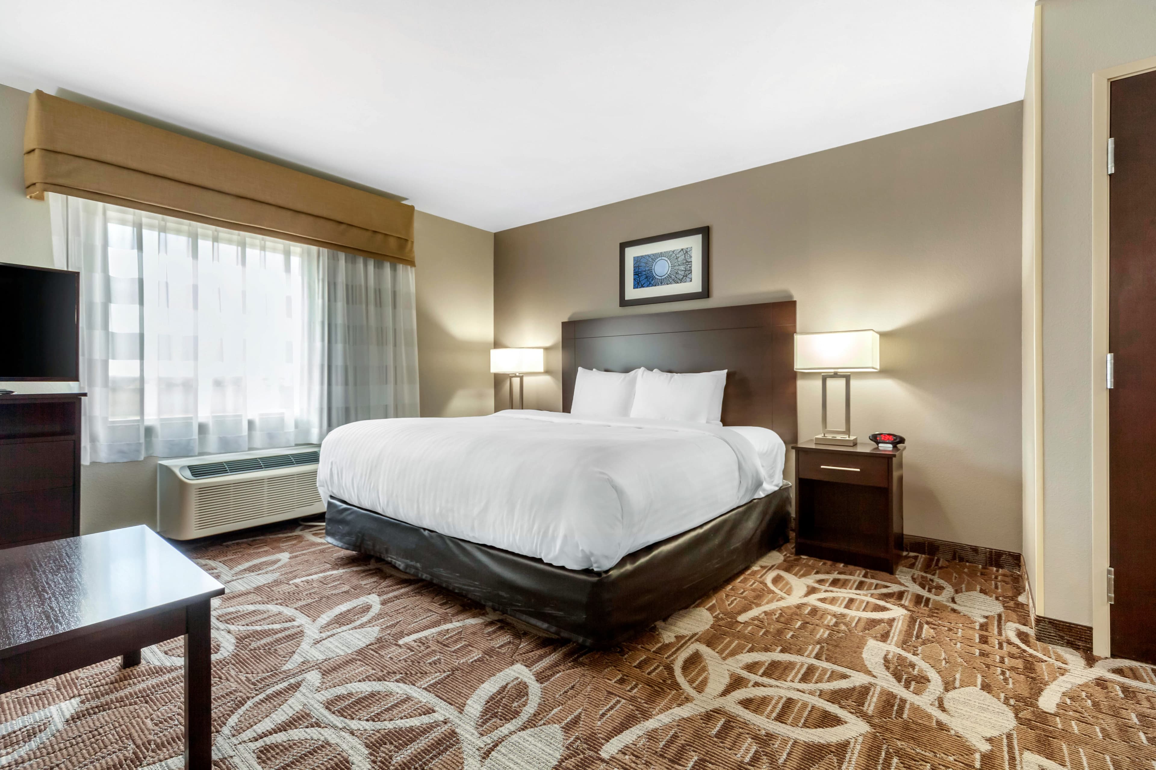 MainStay Suites Lincoln University Area — 8