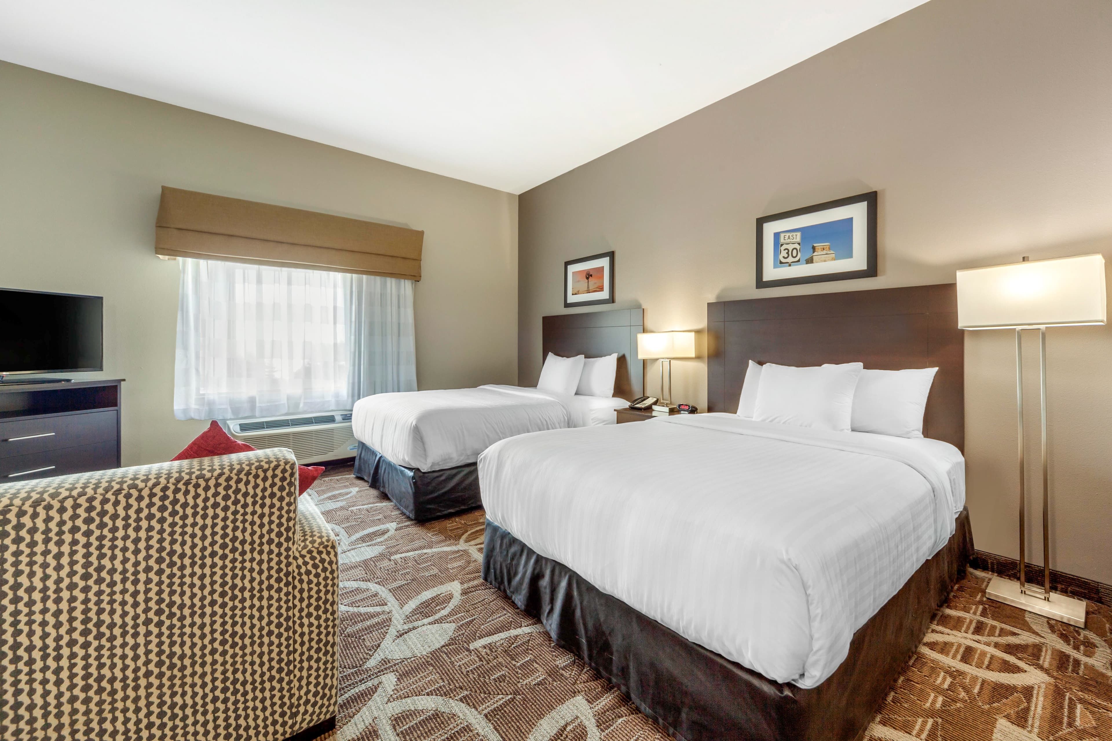 MainStay Suites Lincoln University Area — 18